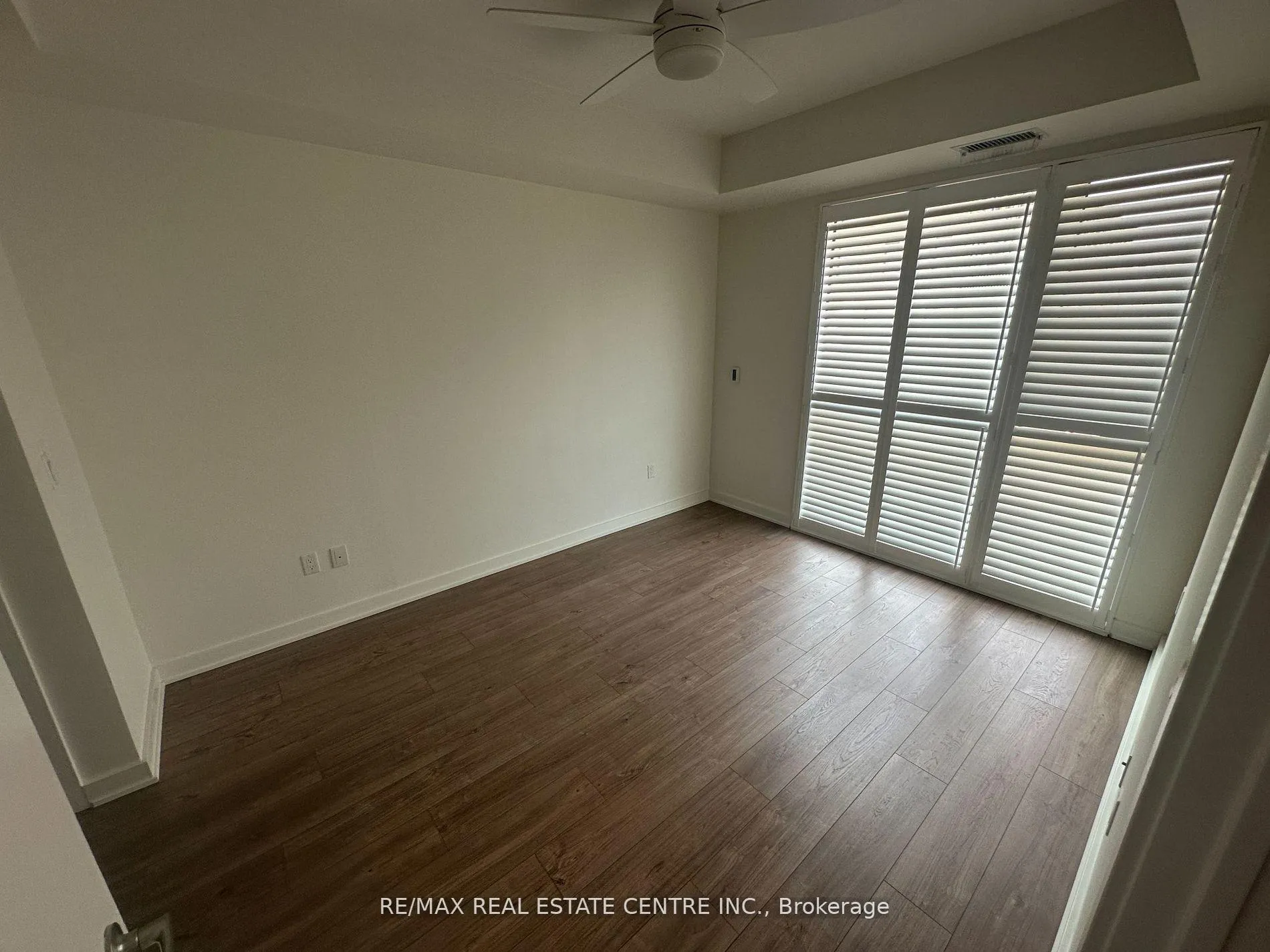 Photo 18 of Unit 107, 150 Sabina Drive, Oakville, Rural Oakville — HOMEH