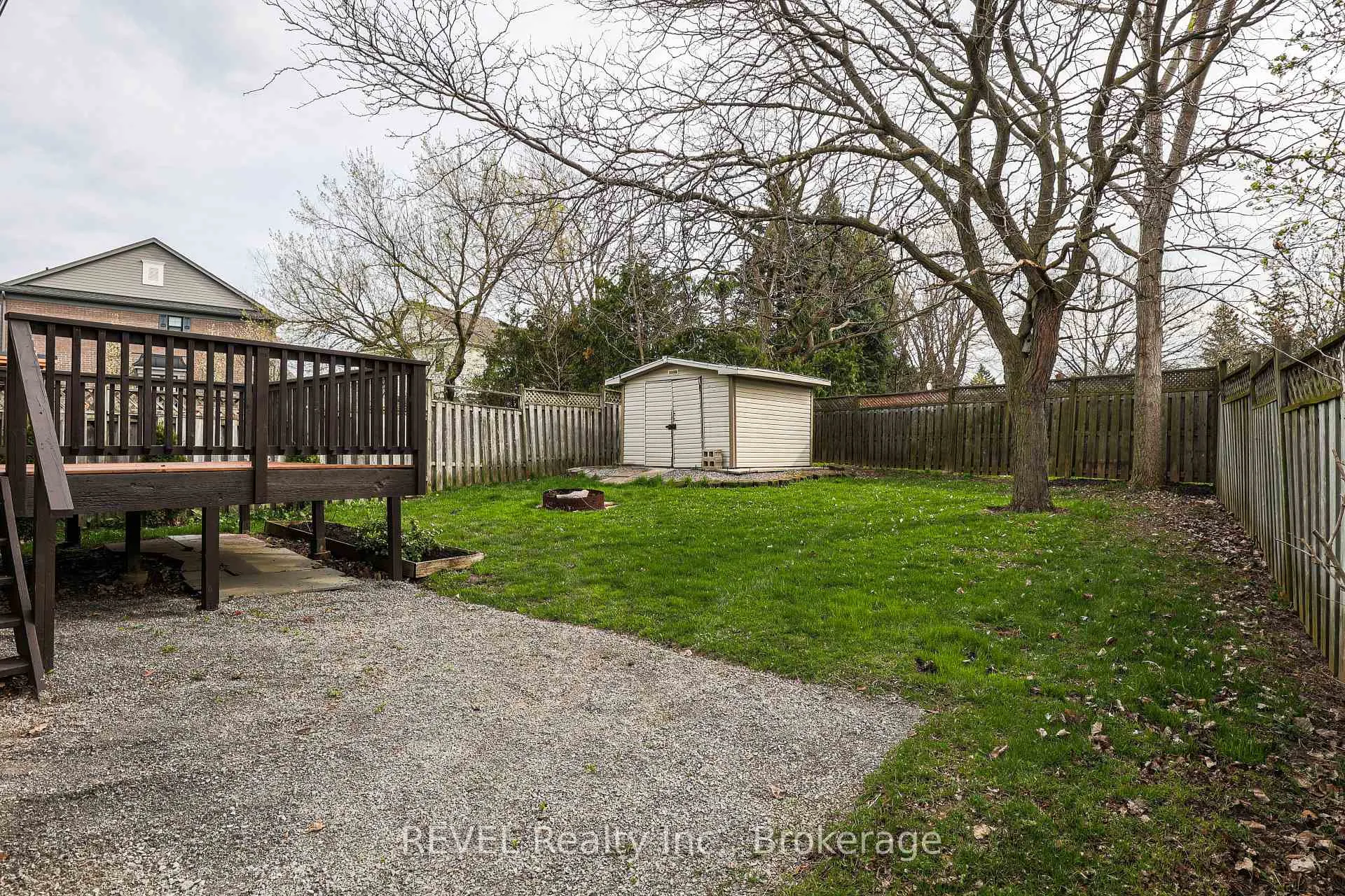 Photo 6 of 12 Andrea Drive, St. Catharines, Rykert/Vansickle — HOMEH