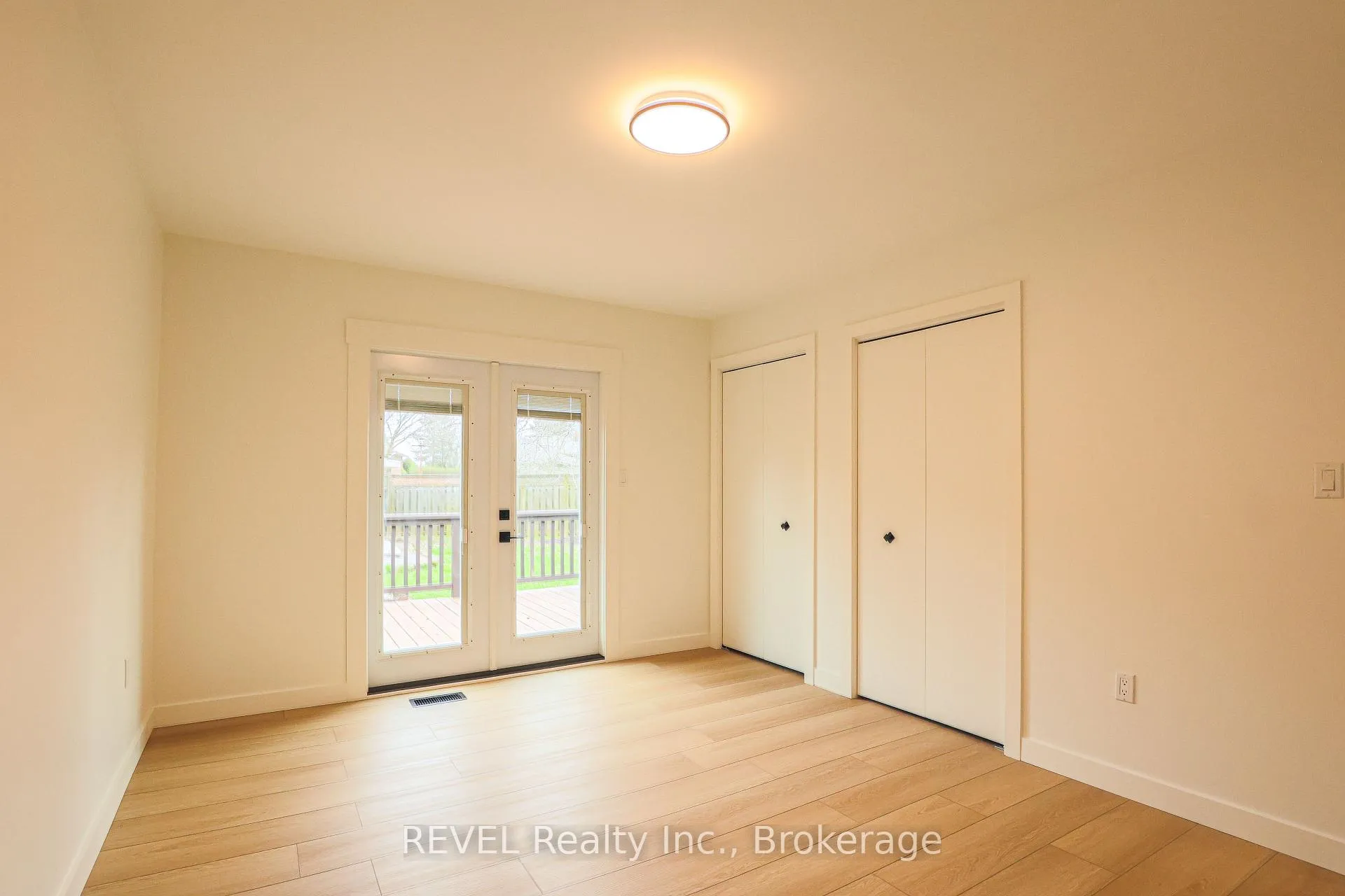 Photo 24 of 12 Andrea Drive, St. Catharines, Rykert/Vansickle — HOMEH