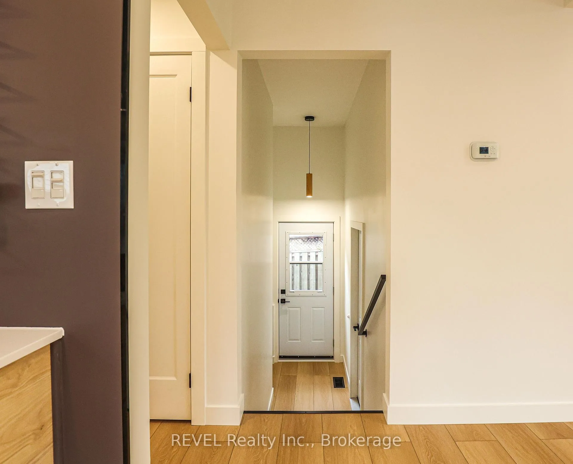Photo 25 of 12 Andrea Drive, St. Catharines, Rykert/Vansickle — HOMEH