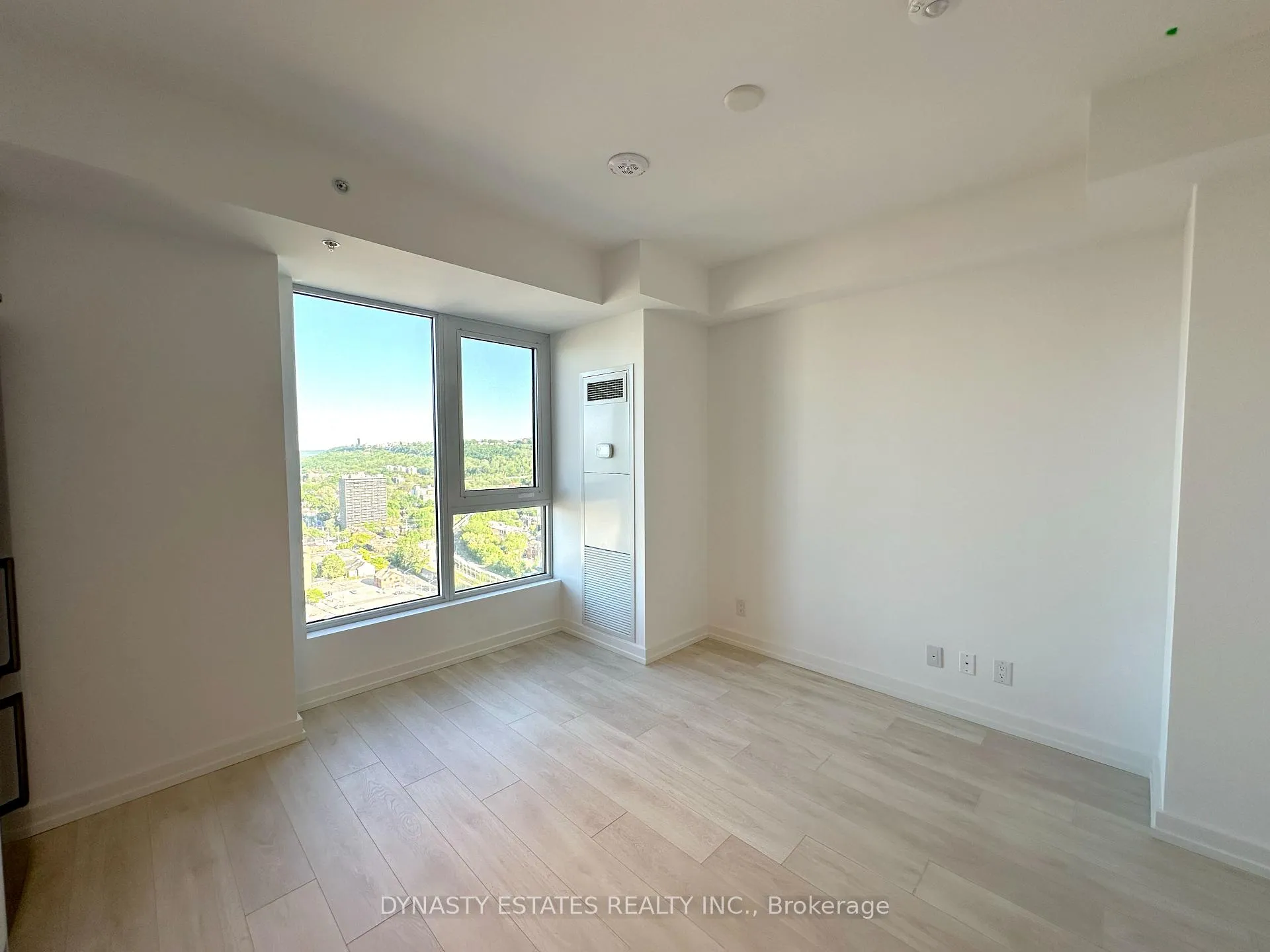 Photo 7 of Unit 2609, 75 James Street S, Hamilton, Corktown — HOMEH