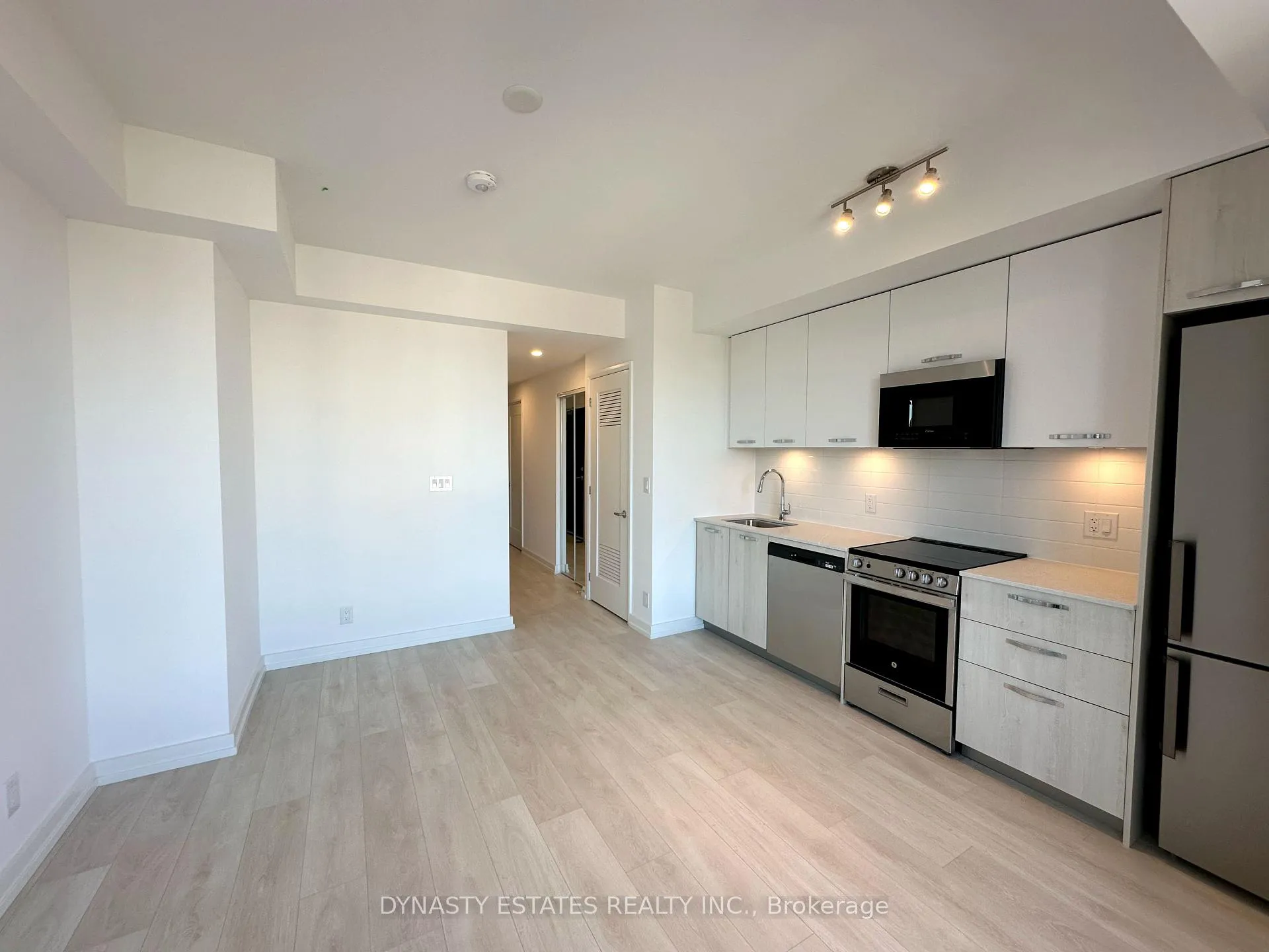Photo 10 of Unit 2609, 75 James Street S, Hamilton, Corktown — HOMEH