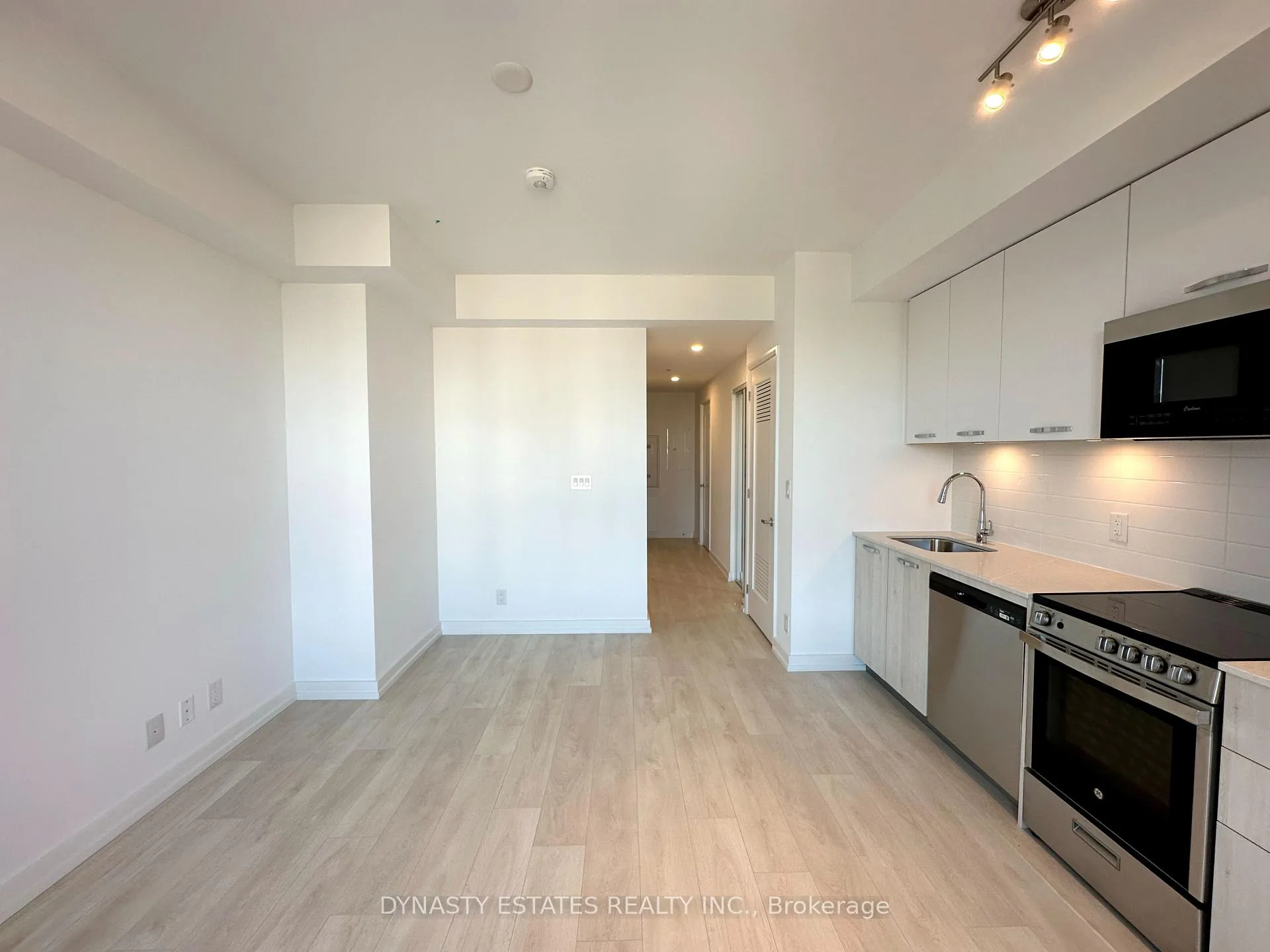 Photo 11 of Unit 2609, 75 James Street S, Hamilton, Corktown — HOMEH