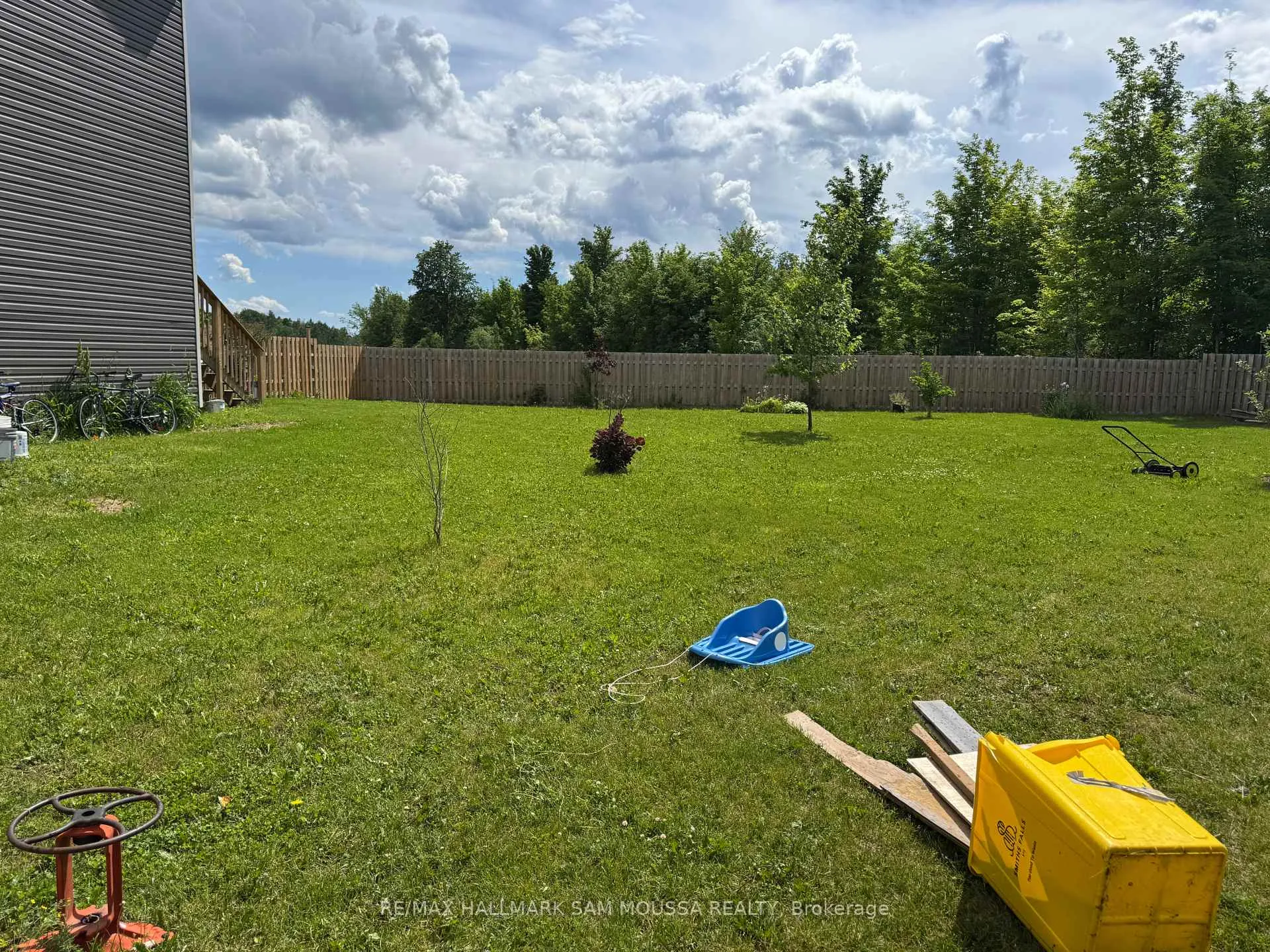 Photo 26 of 24 Staples Boulevard, Smiths Falls, Smiths Falls — HOMEH