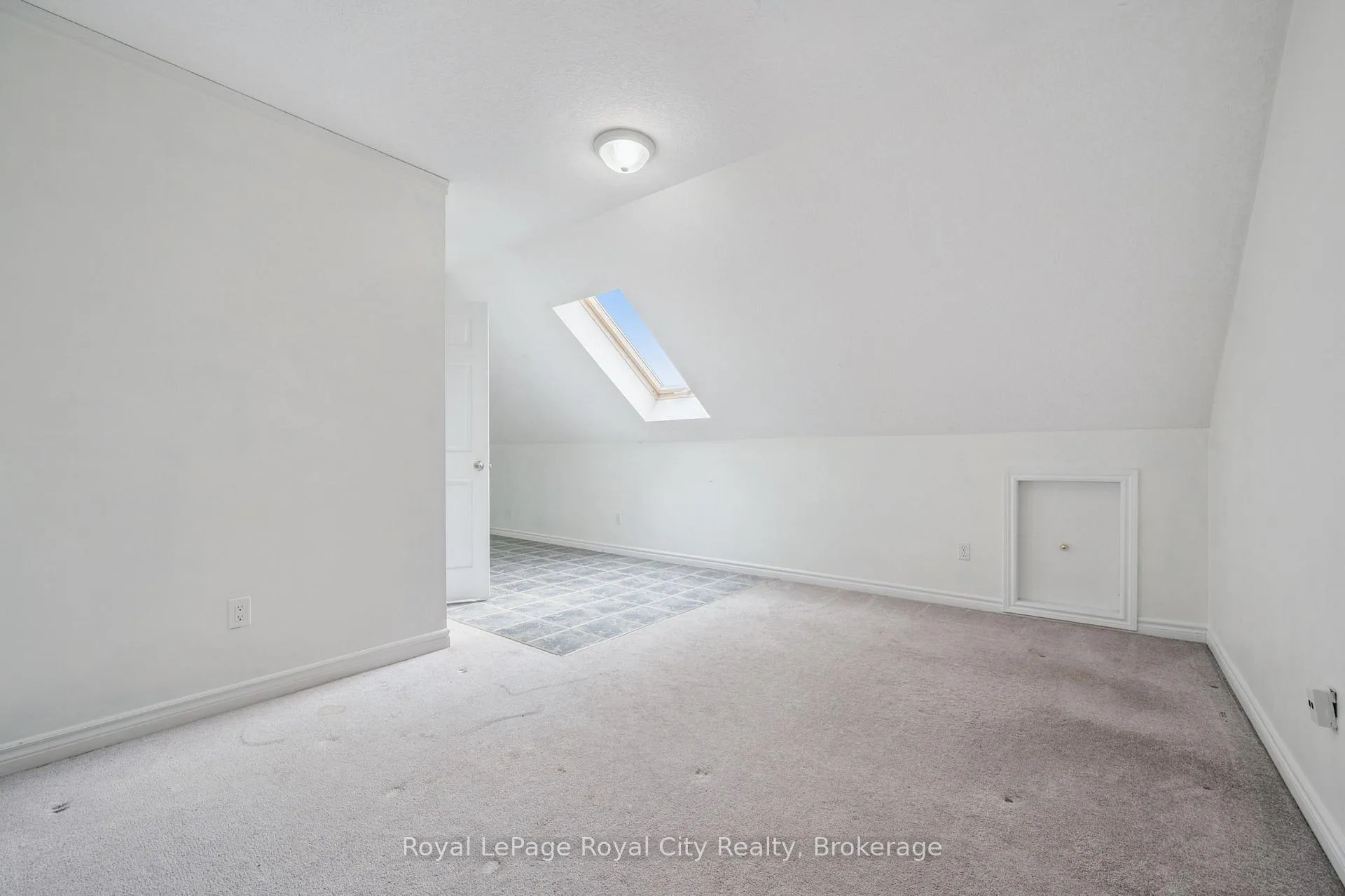 Photo 32 of 30 Darnell Road, Guelph, Kortright West — HOMEH