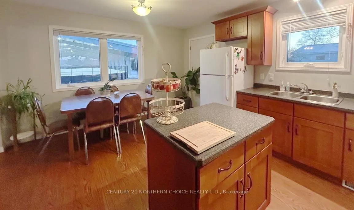Photo 3 of 103 Queen Street, Chapple — HOMEH
