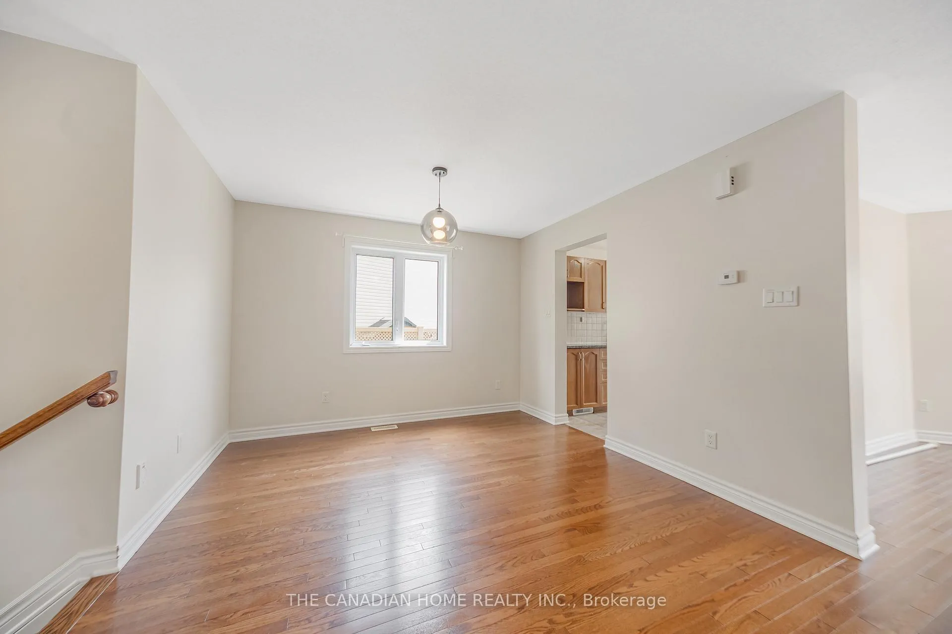 Photo 8 of 223 Garrity Crescent, Ottawa, Barrhaven - Strandherd — HOMEH