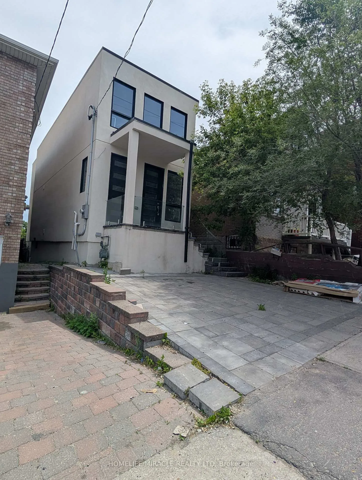 Photo 3 of Unit Second floor, 2099 A Dufferin Street, Toronto, Oakwood Village — HOMEH