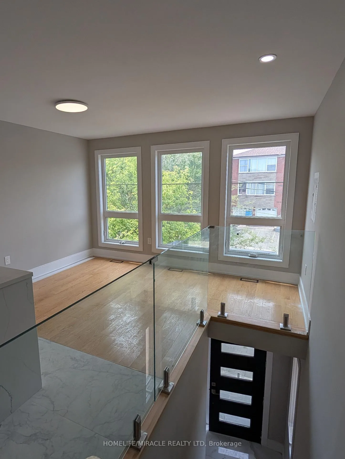 Photo 6 of Unit Second floor, 2099 A Dufferin Street, Toronto, Oakwood Village — HOMEH