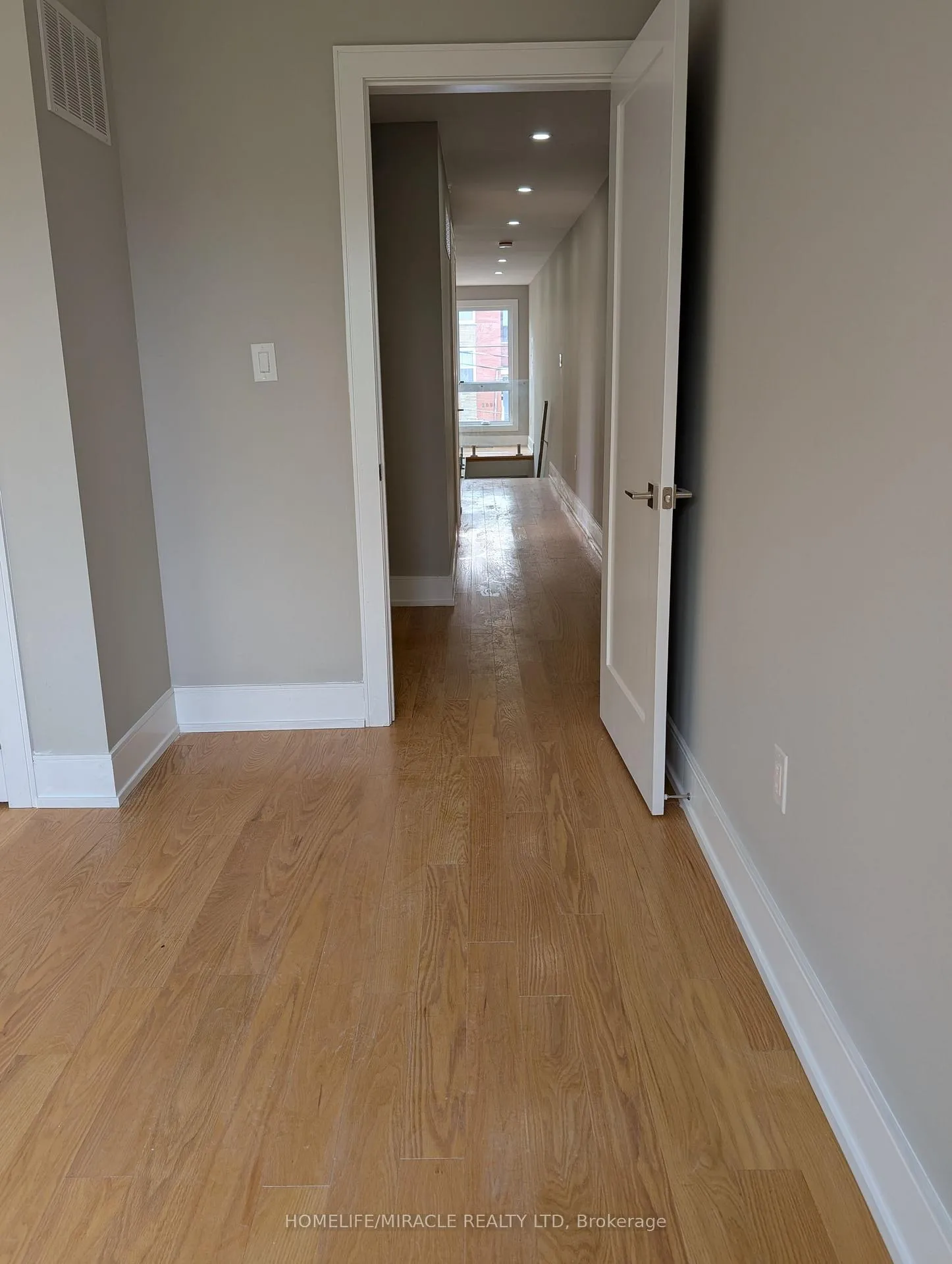 Photo 7 of Unit Second floor, 2099 A Dufferin Street, Toronto, Oakwood Village — HOMEH