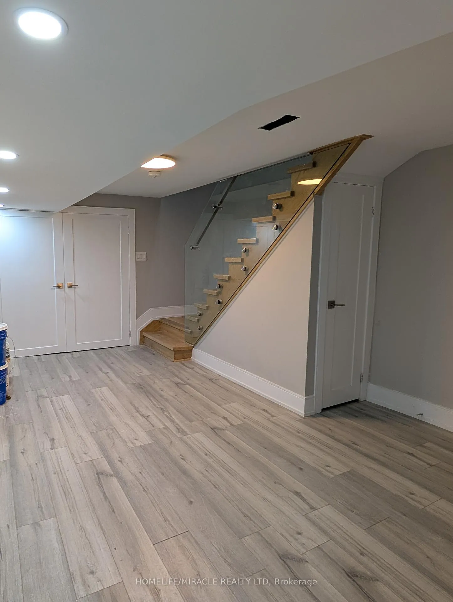 Photo 17 of Unit Second floor, 2099 A Dufferin Street, Toronto, Oakwood Village — HOMEH