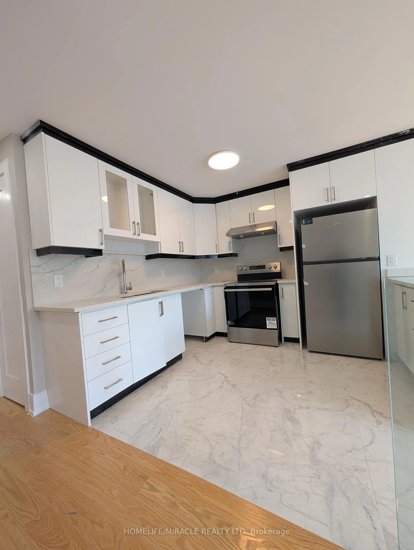 Photo 23 of Unit Second floor, 2099 A Dufferin Street, Toronto, Oakwood Village — HOMEH