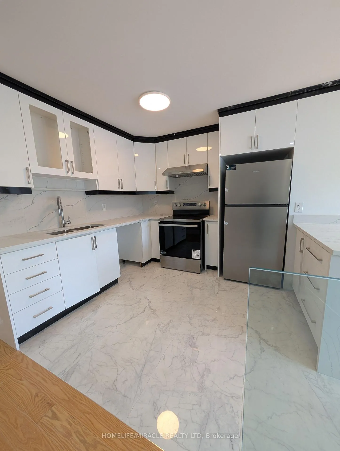 Photo 24 of Unit Second floor, 2099 A Dufferin Street, Toronto, Oakwood Village — HOMEH