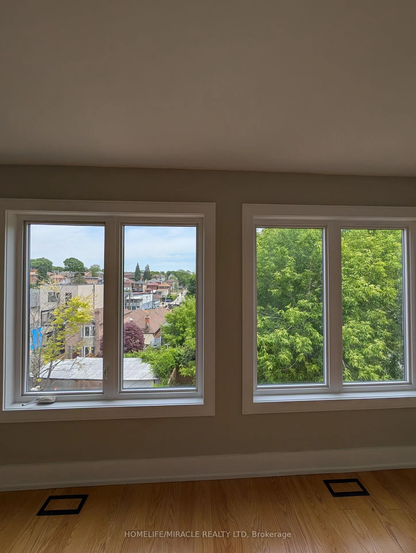 Photo 28 of Unit Second floor, 2099 A Dufferin Street, Toronto, Oakwood Village — HOMEH