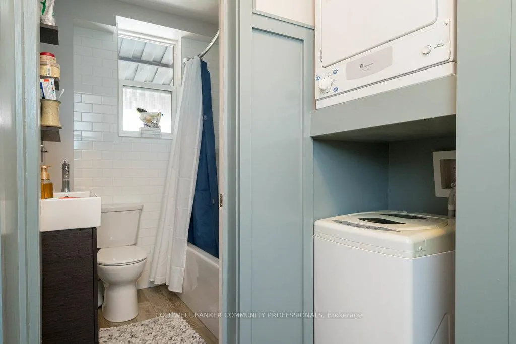 Photo 22 of 146 Forest Avenue, Hamilton, Corktown — HOMEH