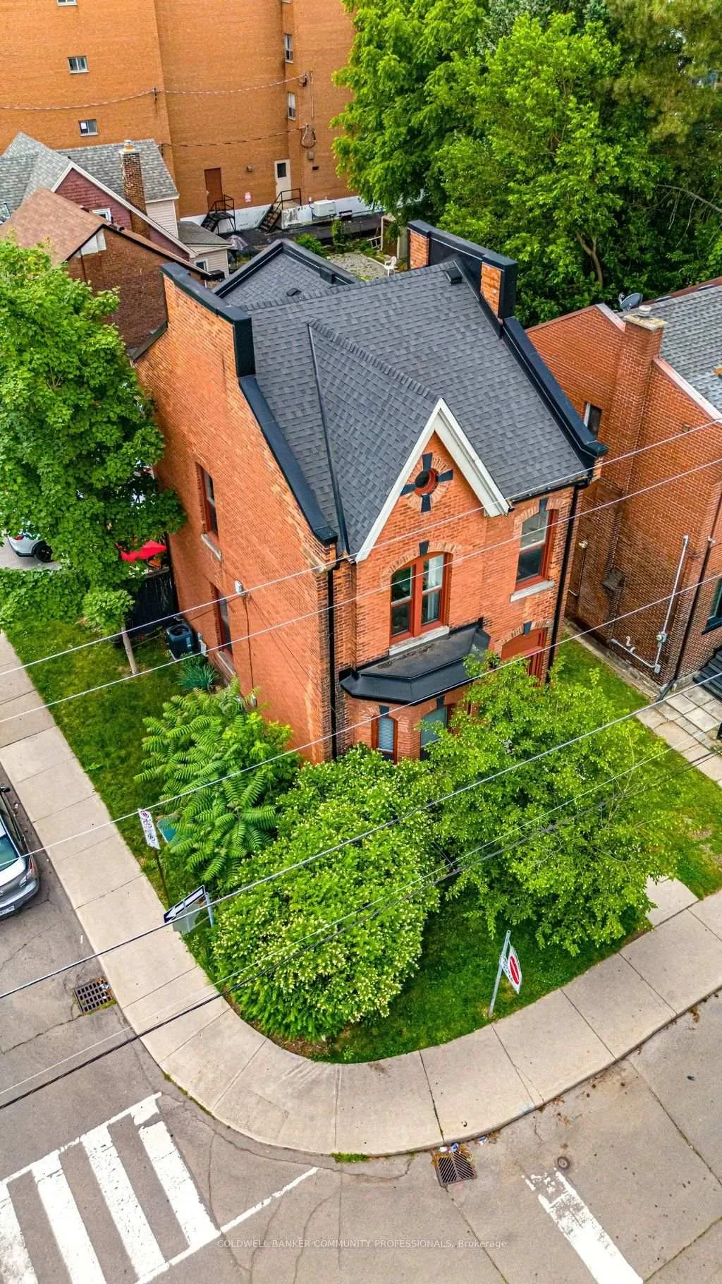 Photo 43 of 146 Forest Avenue, Hamilton, Corktown — HOMEH