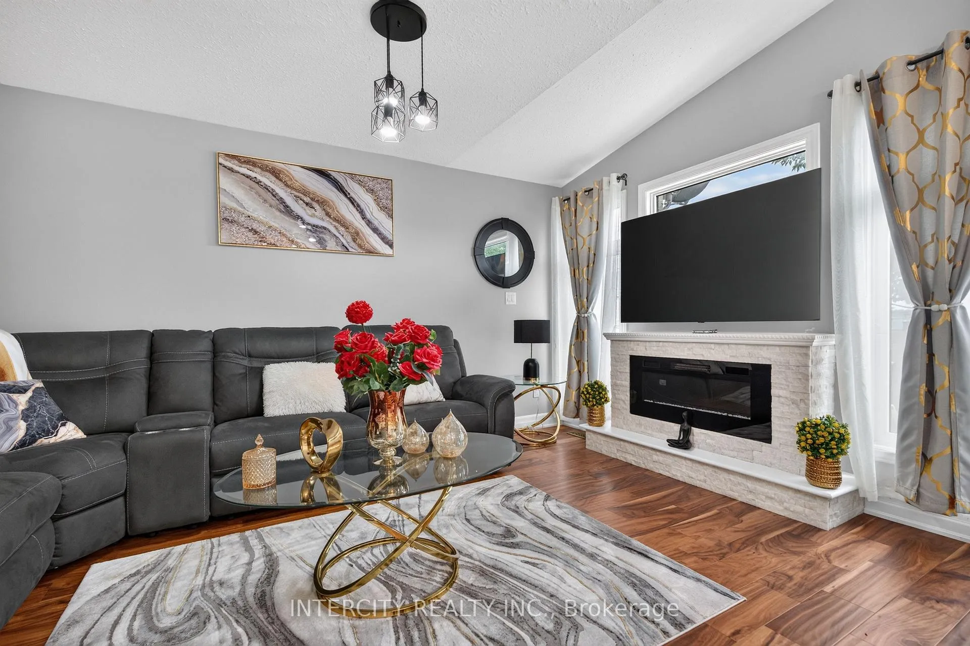 Photo 15 of 2560 Meadowgate Boulevard, London, South U — HOMEH