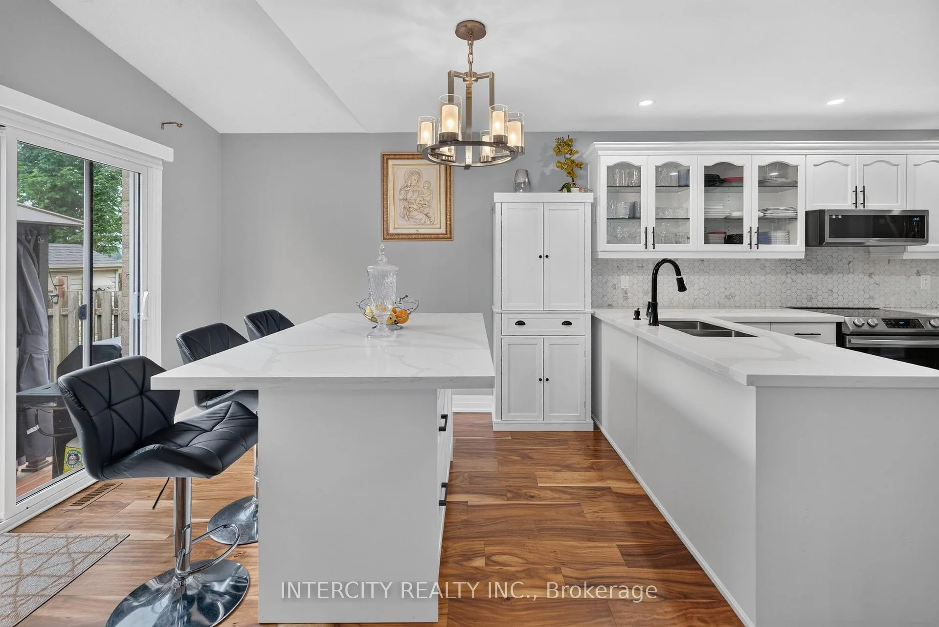 Photo 20 of 2560 Meadowgate Boulevard, London, South U — HOMEH
