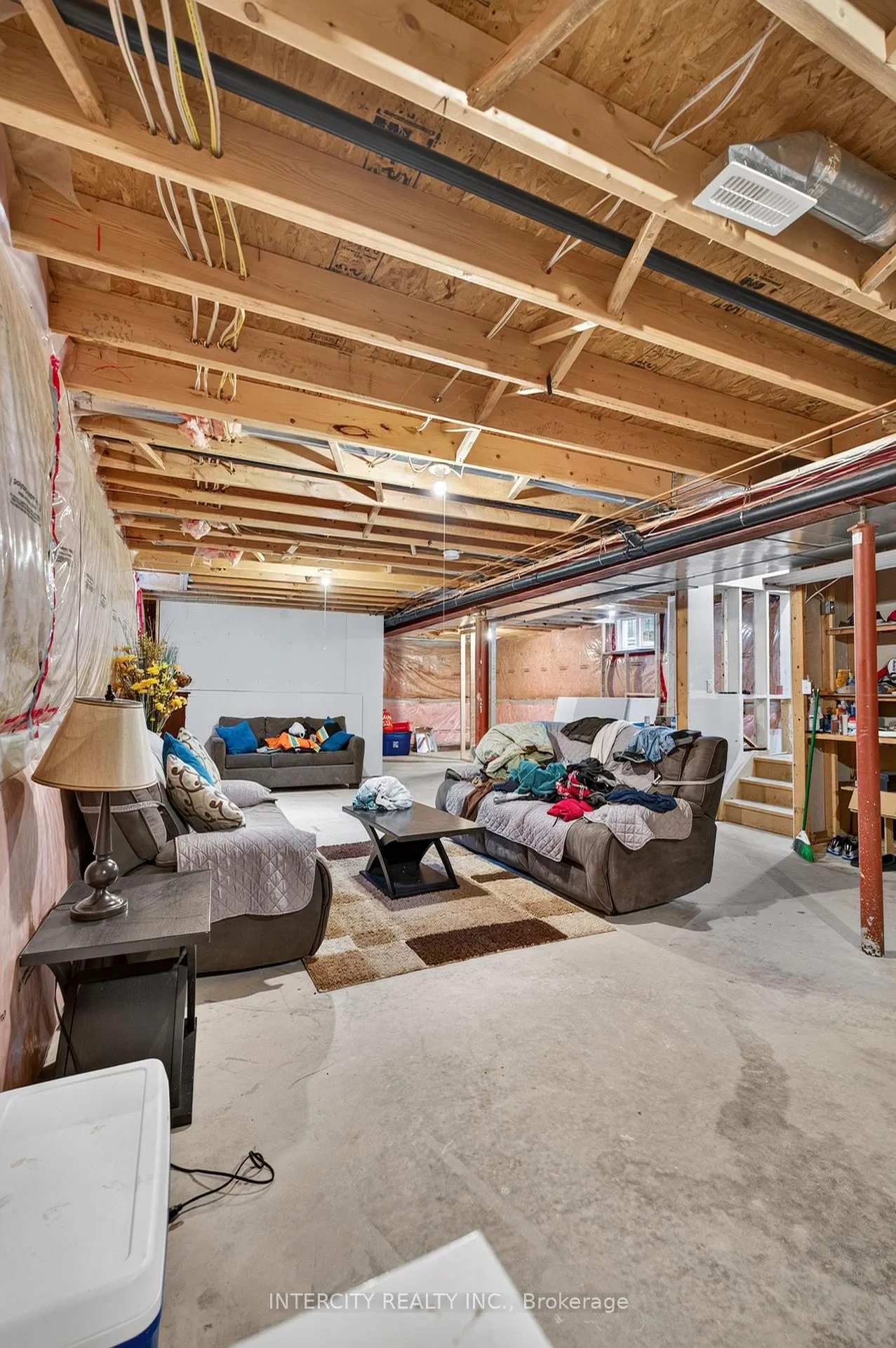 Photo 34 of 2560 Meadowgate Boulevard, London, South U — HOMEH