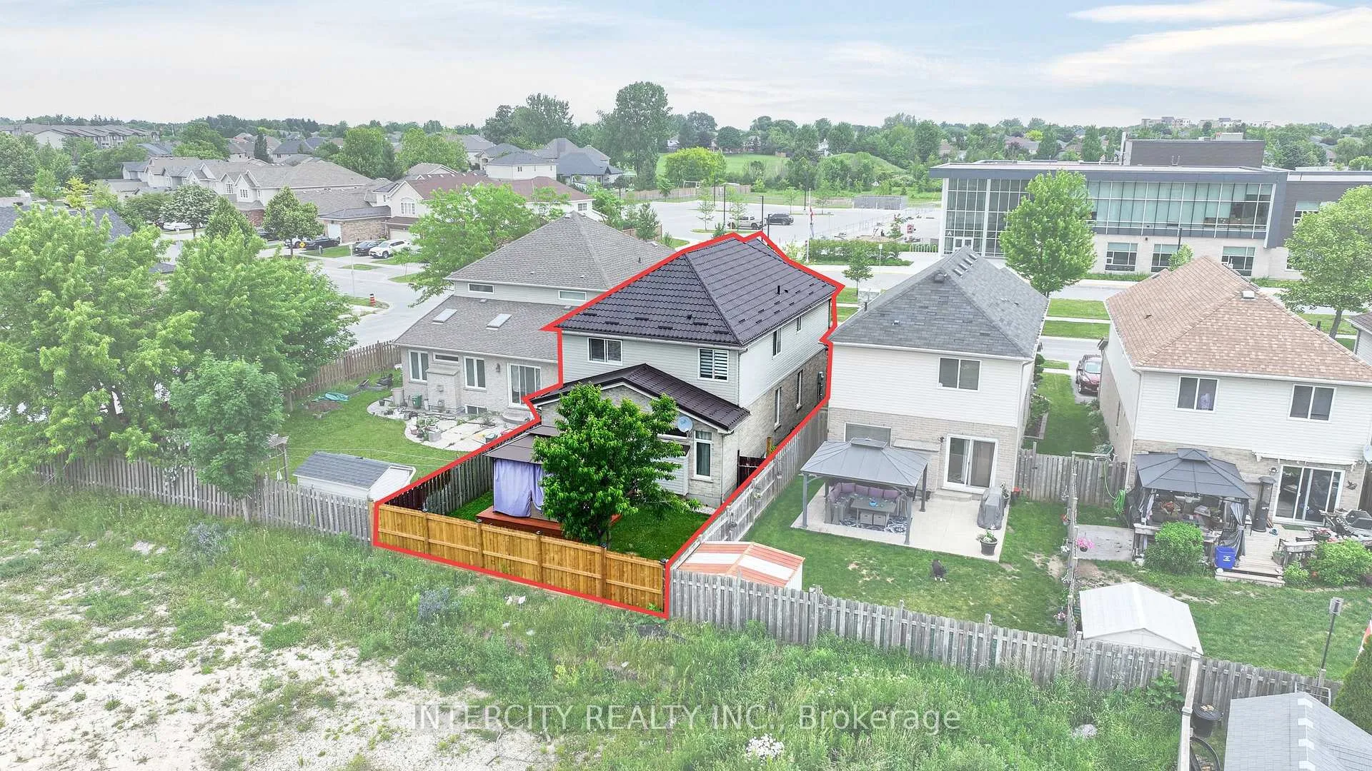 Photo 35 of 2560 Meadowgate Boulevard, London, South U — HOMEH