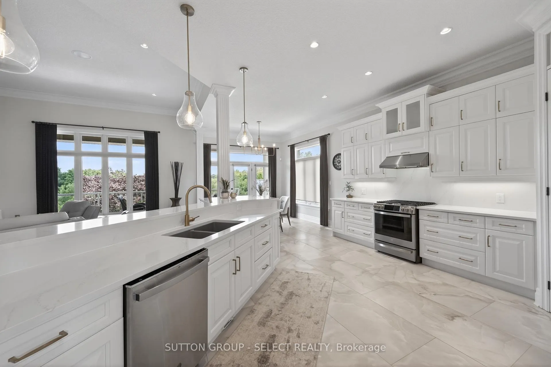 Photo 13 of 1898 Riverbend Road, London, South A — HOMEH