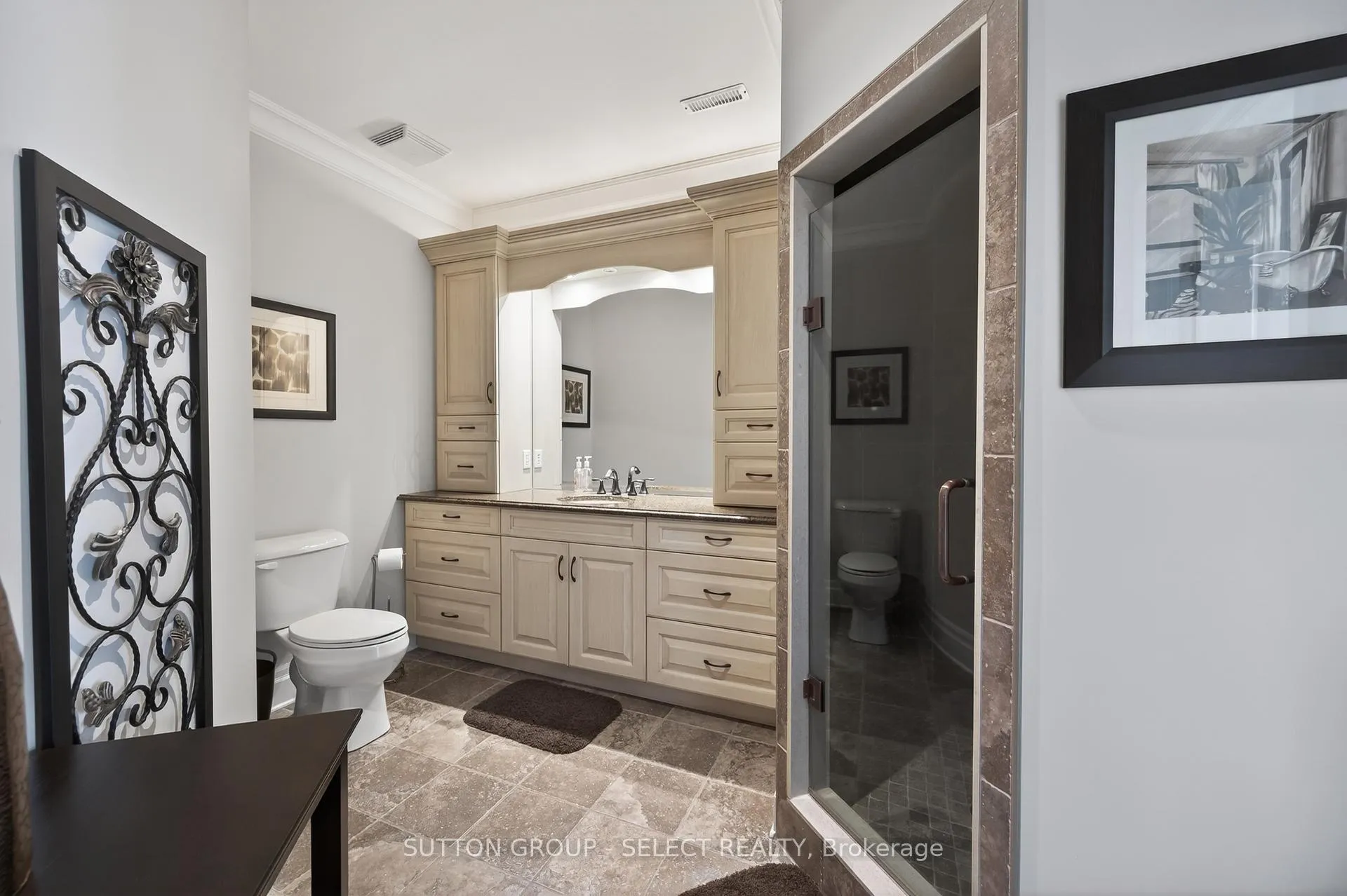 Photo 37 of 1898 Riverbend Road, London, South A — HOMEH
