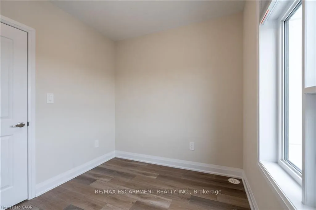 Photo 14 of Unit 119, 1585 Rose Way, Milton, Cobban — HOMEH