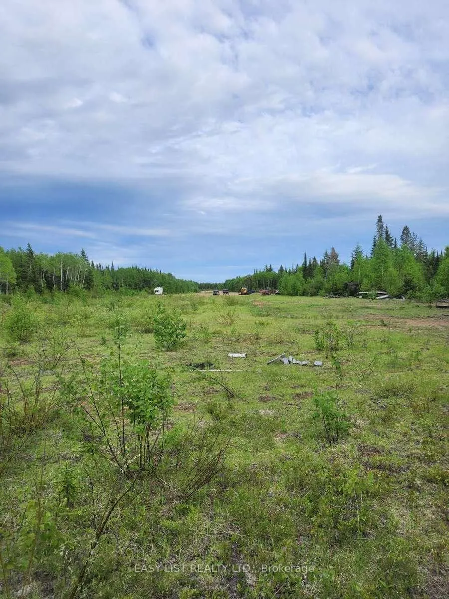 Photo 3 of 332 Hwy 11/17, Nipigon — HOMEH