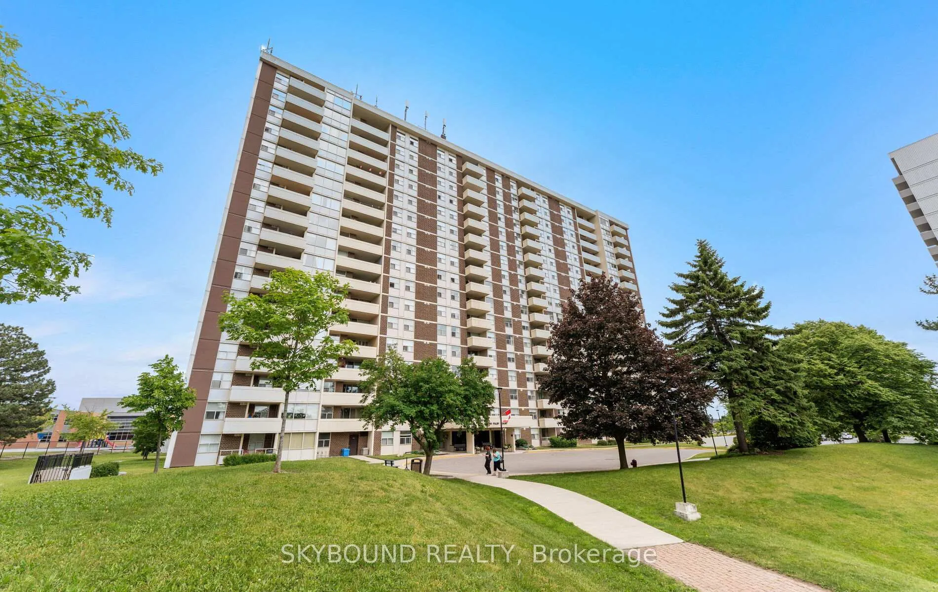 Front of Unit 1009, 66 Falby Court