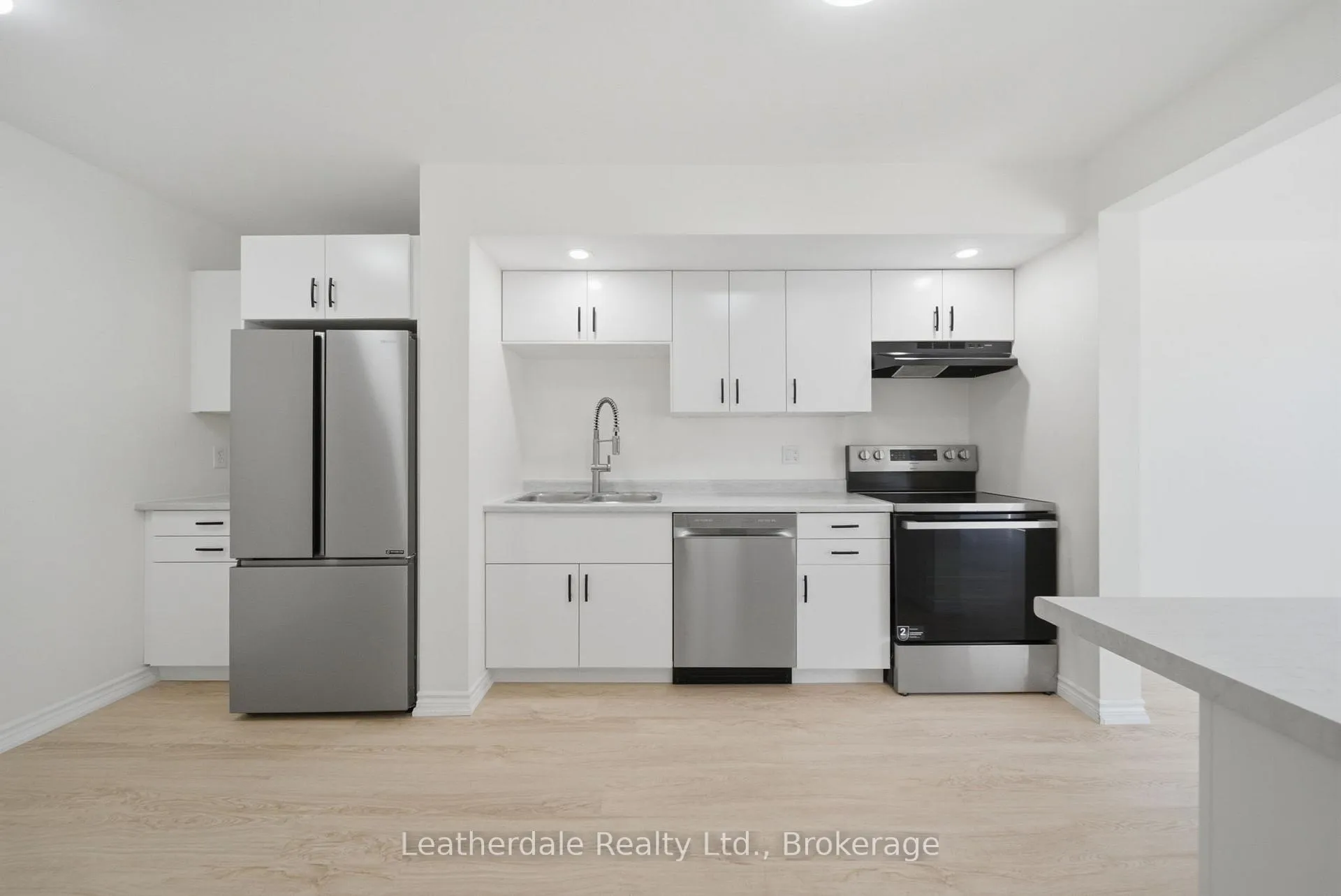 Photo 8 of Unit 21, 325 West Street N, Orillia — HOMEH