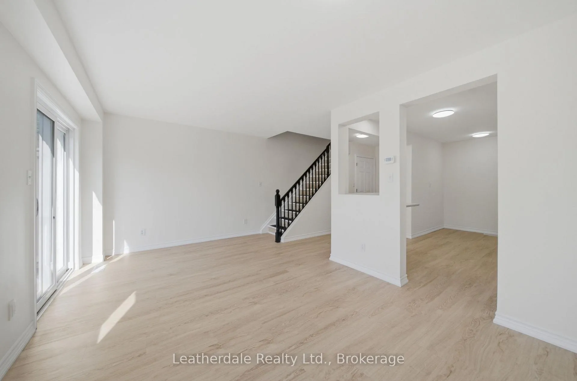 Photo 10 of Unit 21, 325 West Street N, Orillia — HOMEH