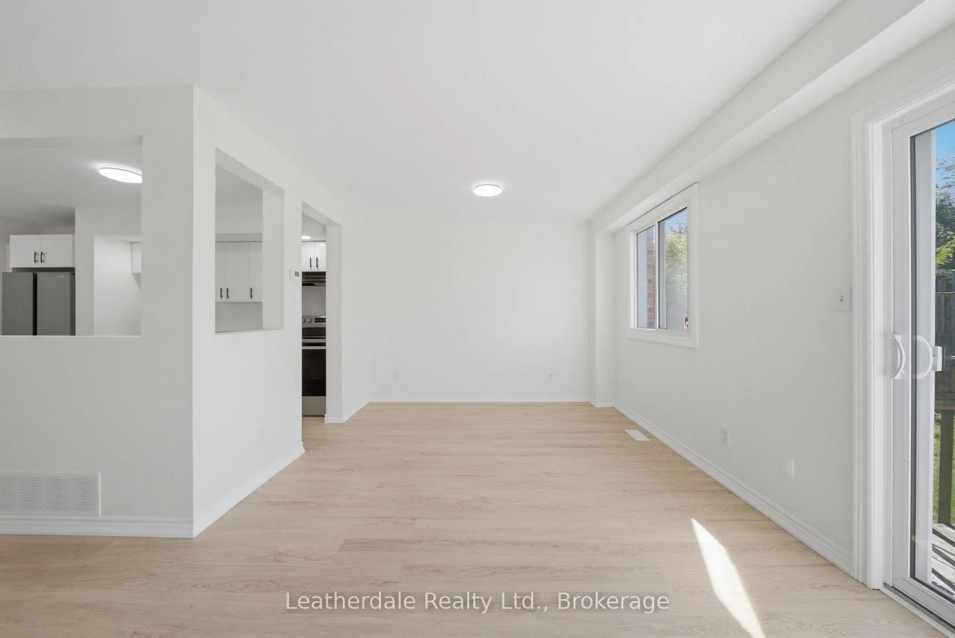 Photo 12 of Unit 21, 325 West Street N, Orillia — HOMEH