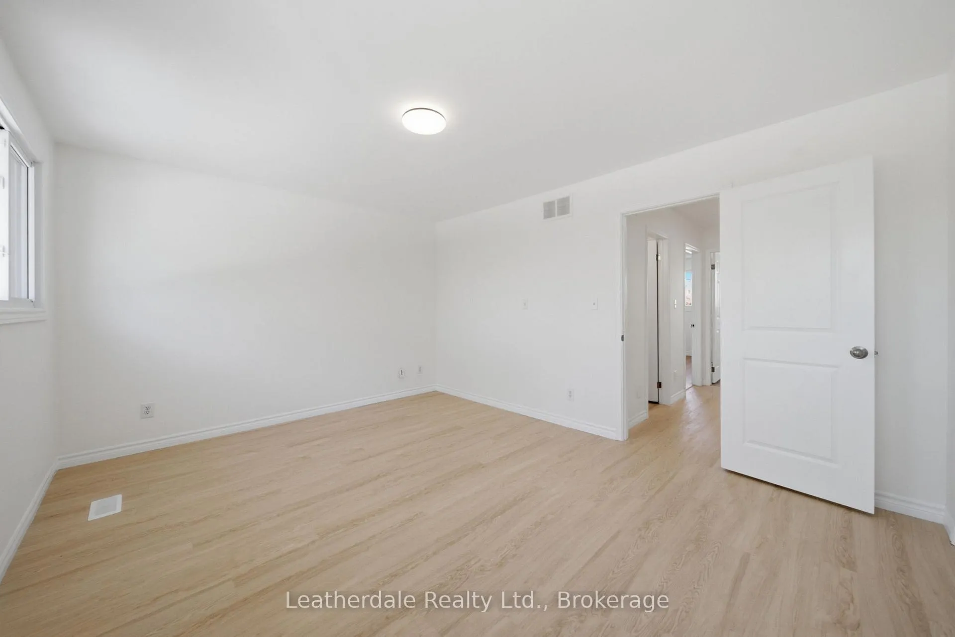 Photo 19 of Unit 21, 325 West Street N, Orillia — HOMEH