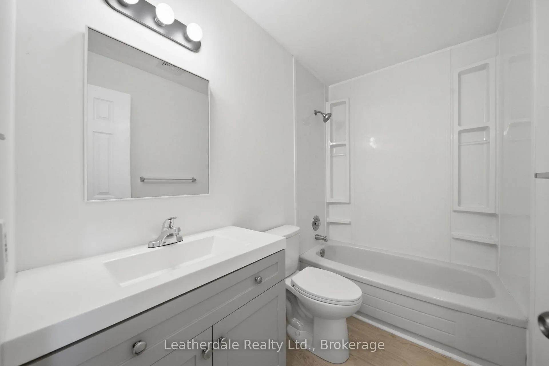 Photo 23 of Unit 21, 325 West Street N, Orillia — HOMEH