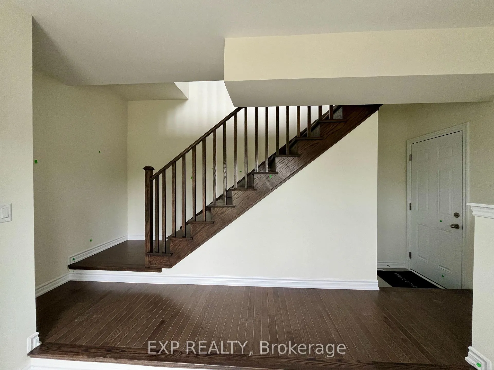 Photo 14 of 116 blick Crescent, Aurora, Bayview Northeast — HOMEH