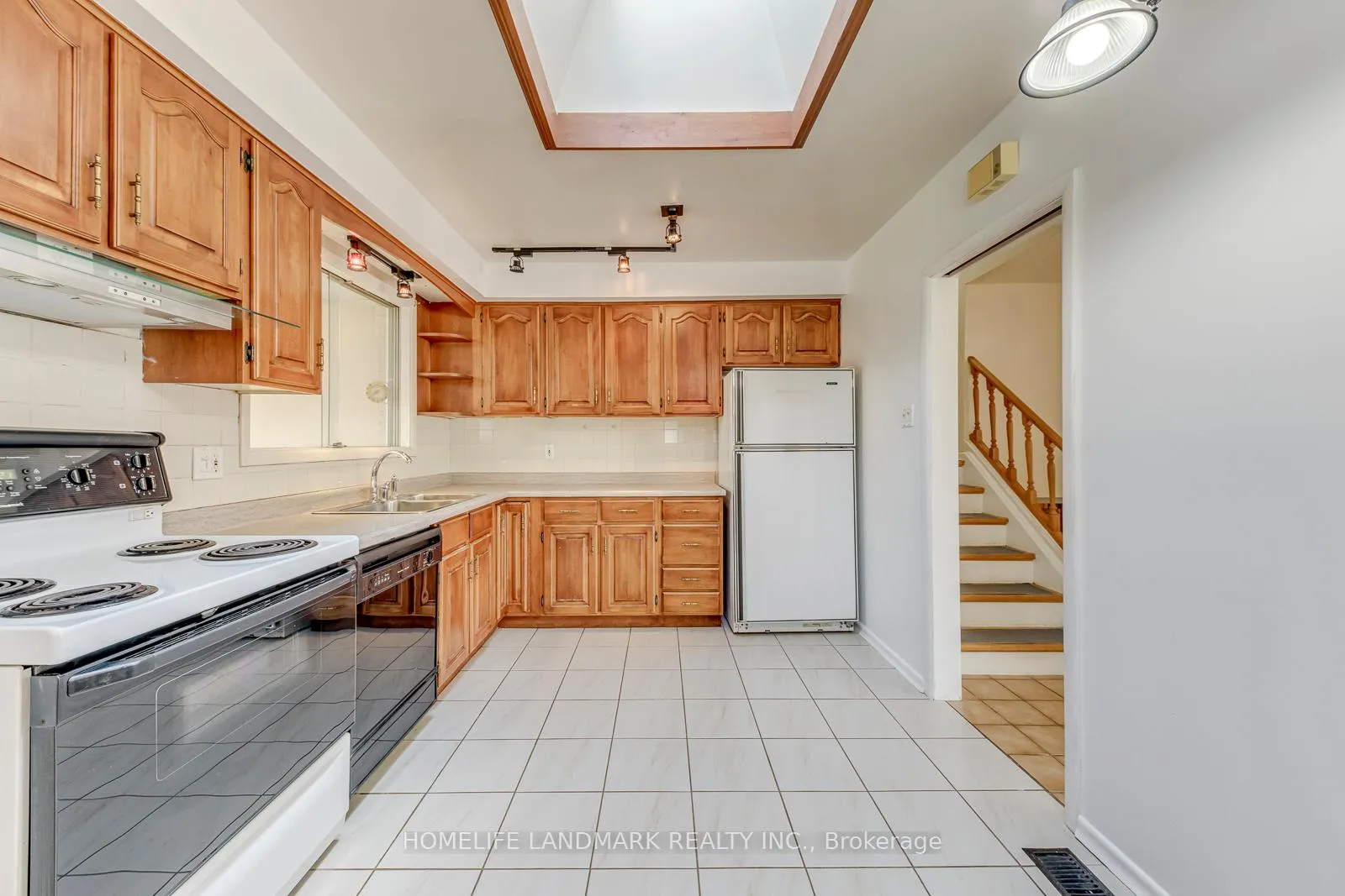 Photo 12 of 14 Lorraine Drive, Hamilton, Berrisfield — HOMEH