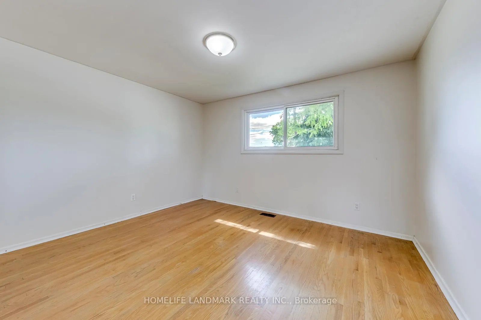 Photo 22 of 14 Lorraine Drive, Hamilton, Berrisfield — HOMEH