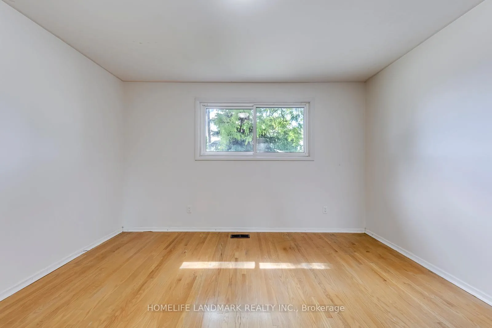 Photo 24 of 14 Lorraine Drive, Hamilton, Berrisfield — HOMEH