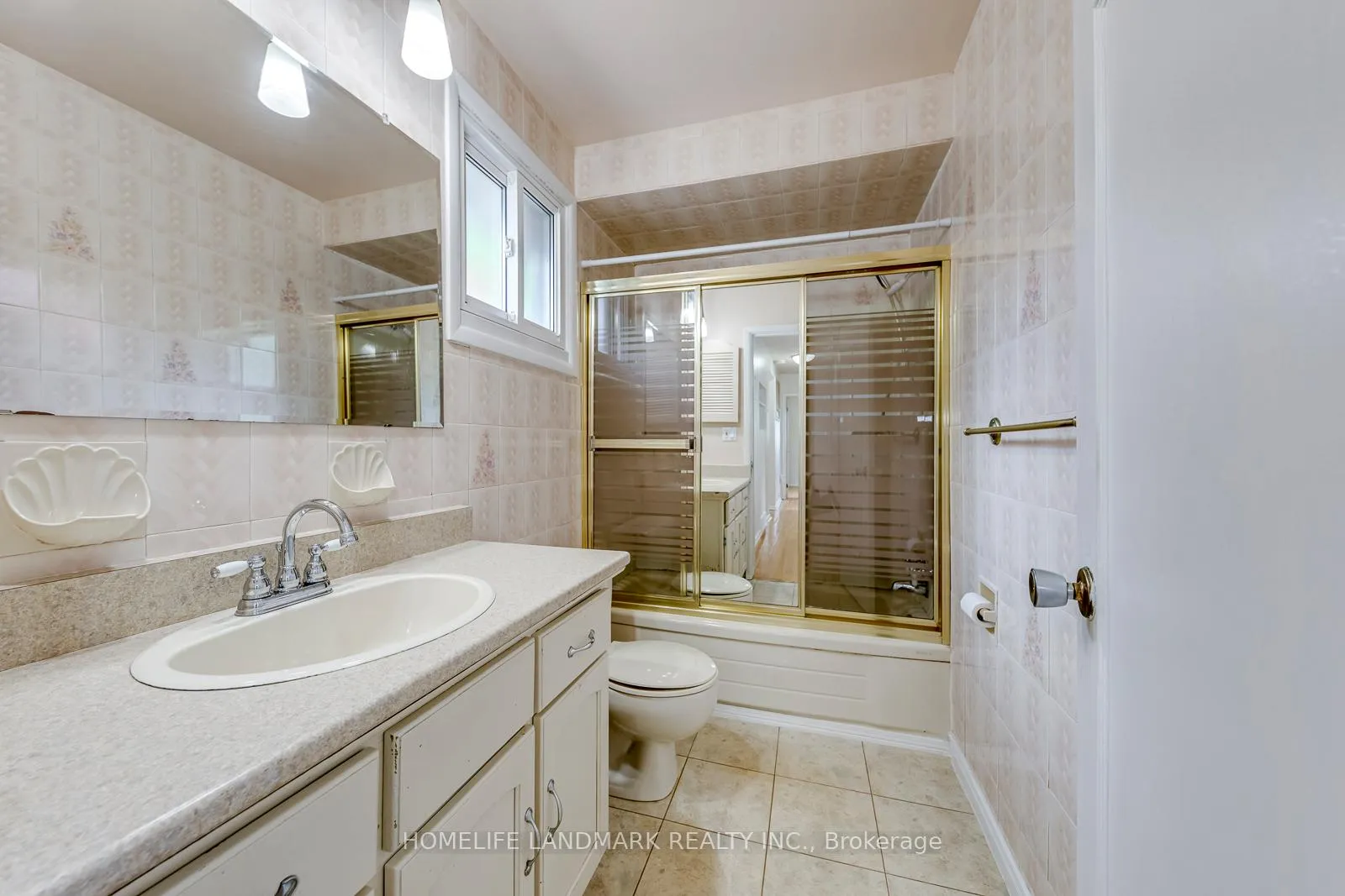 Photo 28 of 14 Lorraine Drive, Hamilton, Berrisfield — HOMEH