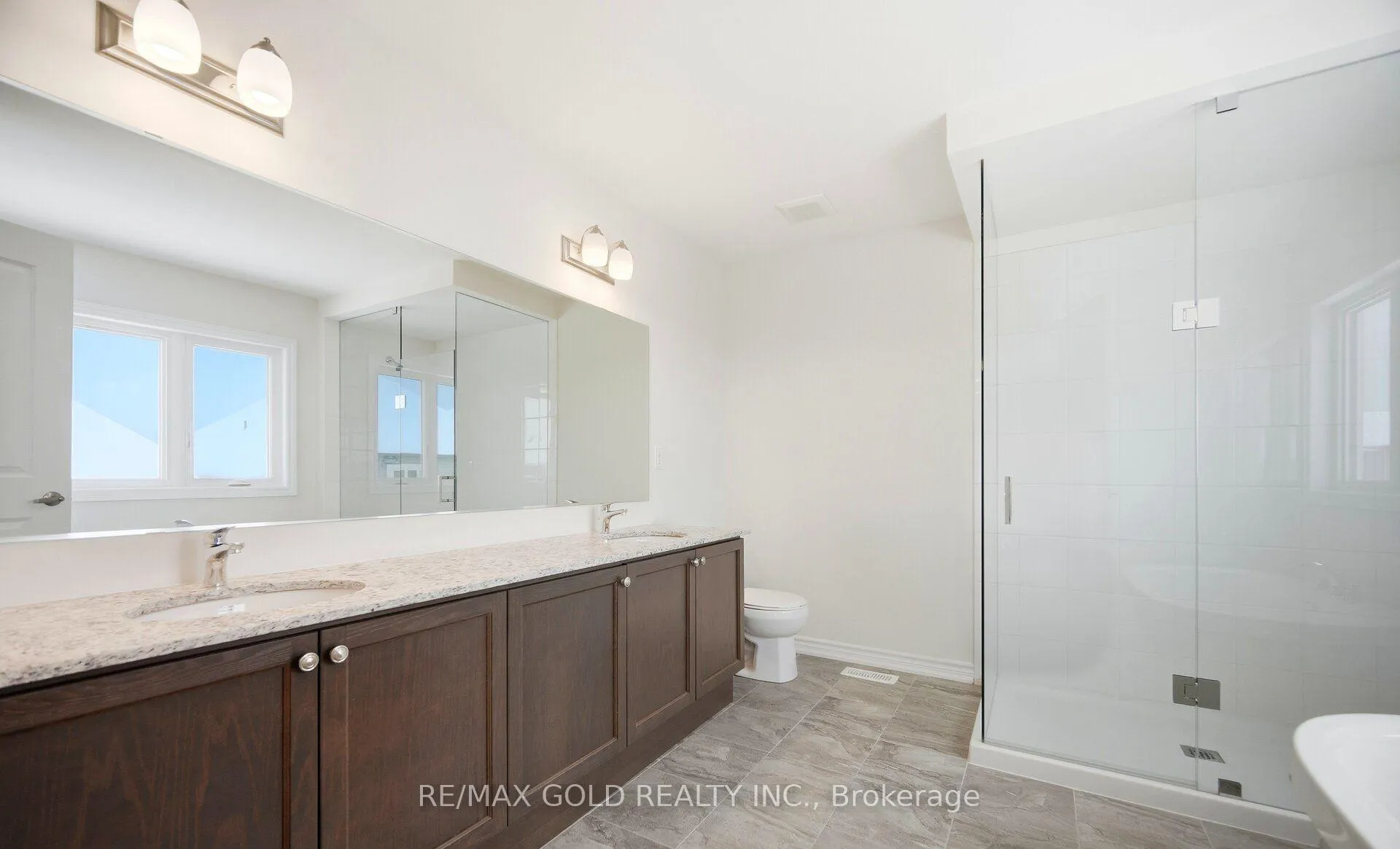 Photo 16 of 139 Mcgill Avenue, Erin — HOMEH