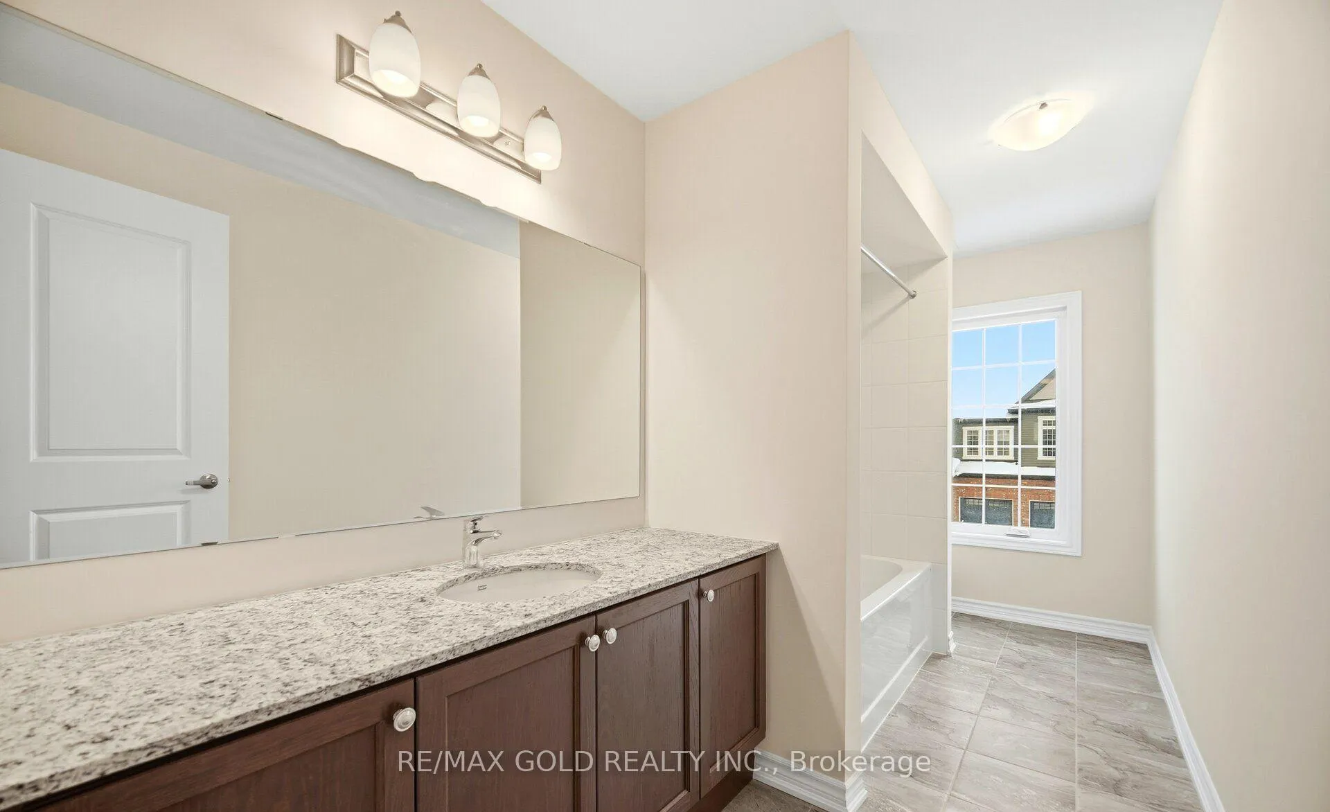 Photo 24 of 139 Mcgill Avenue, Erin — HOMEH