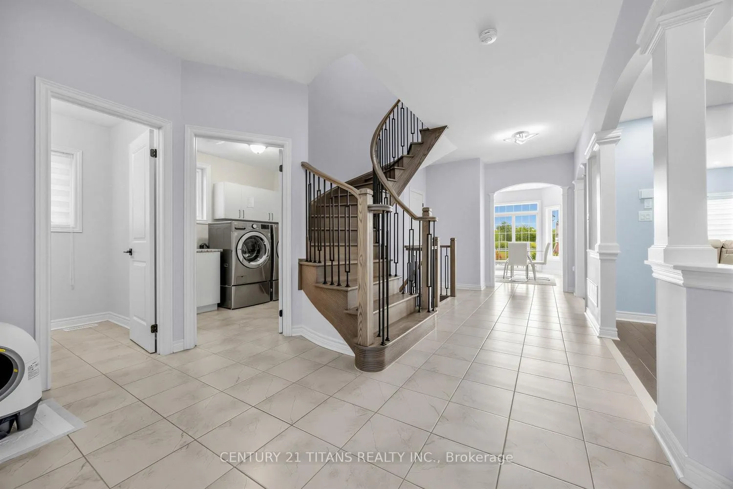 Photo 25 of 719 Audley Road S, Ajax, South East — HOMEH