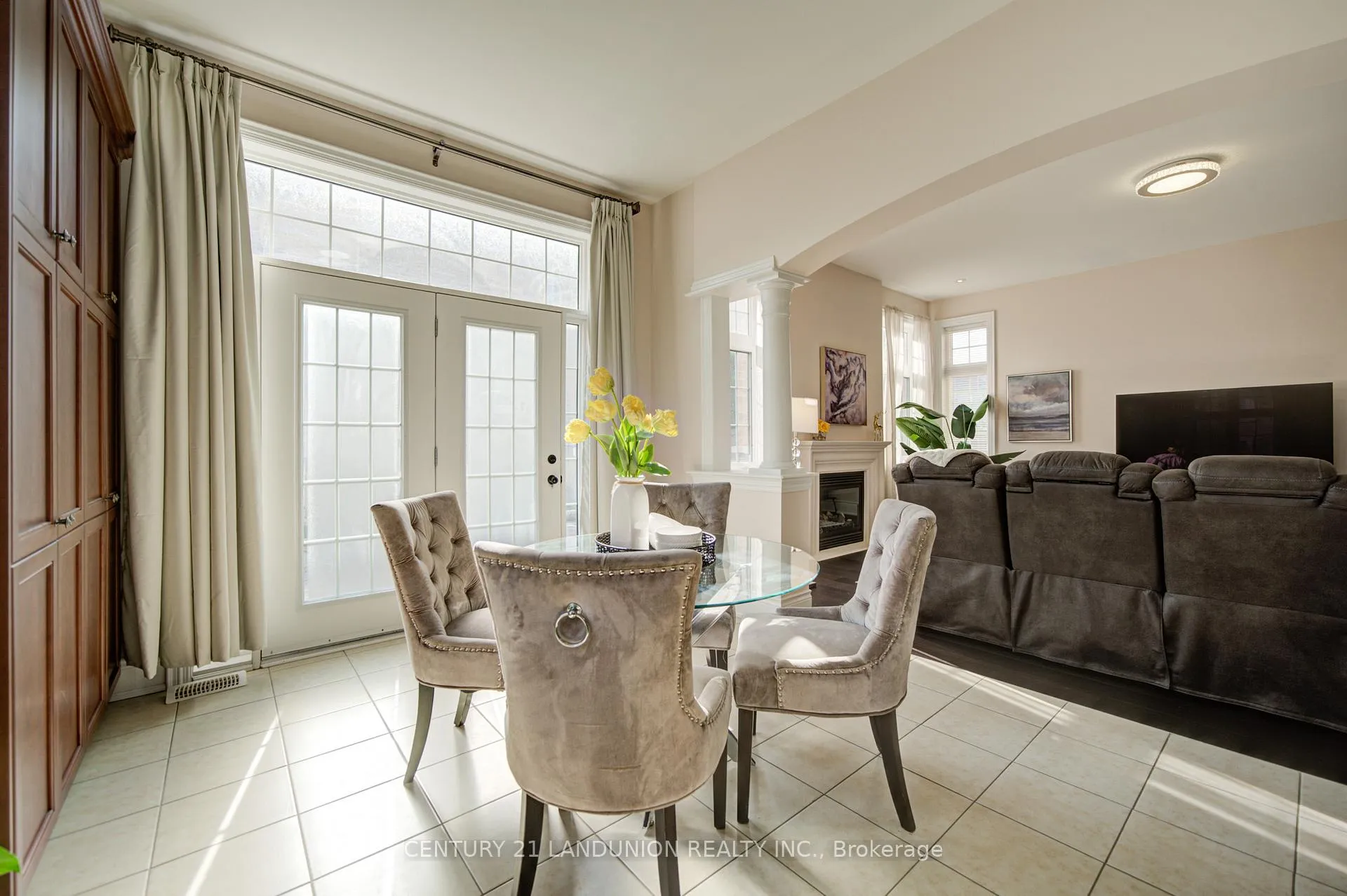 Photo 19 of 101 Silver Sterling Crescent, Vaughan, Vellore Village — HOMEH