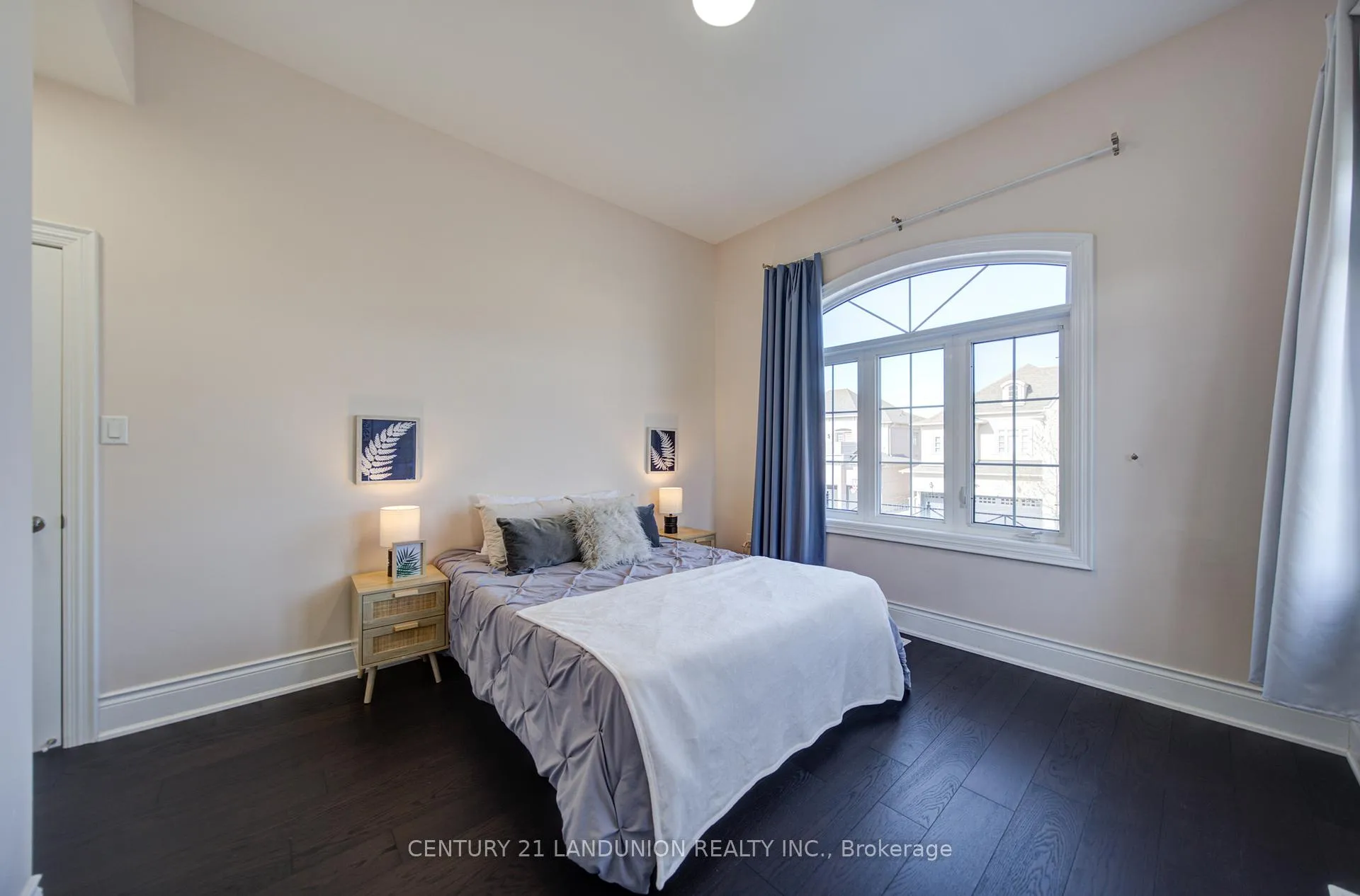 Photo 41 of 101 Silver Sterling Crescent, Vaughan, Vellore Village — HOMEH