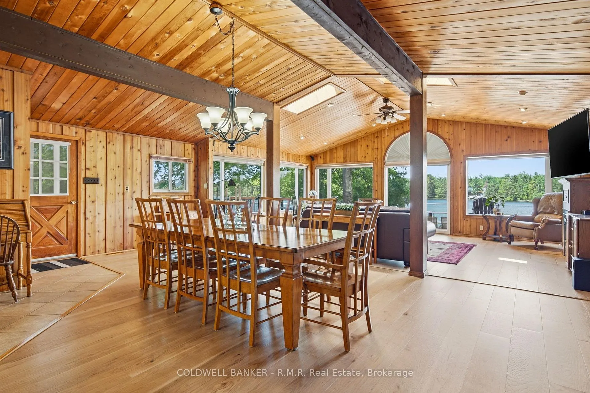 Photo 25 of 207 Hall Drive, Trent Lakes — HOMEH