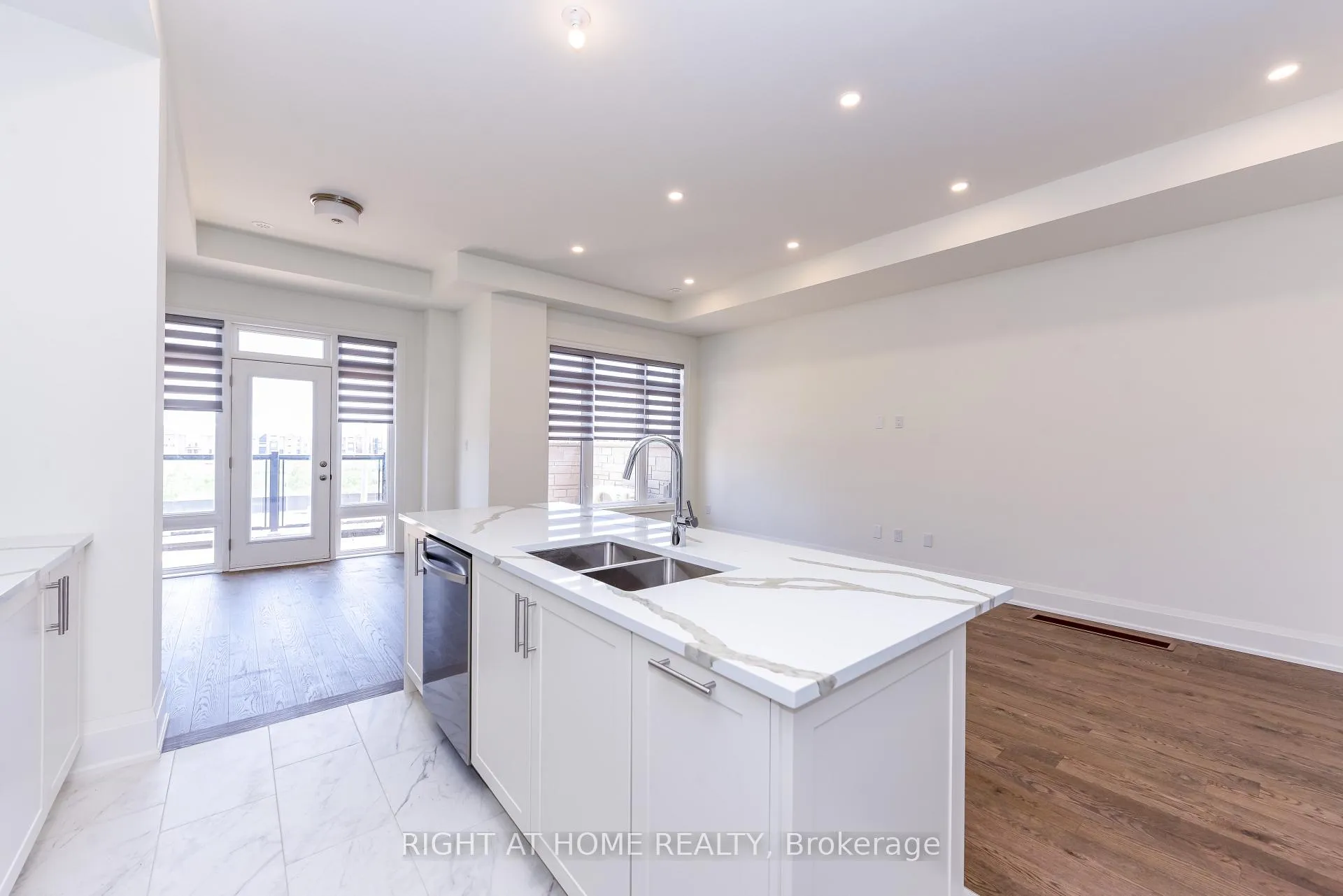 Photo 5 of 3306 umar Avenue, Oakville, Glenorchy — HOMEH