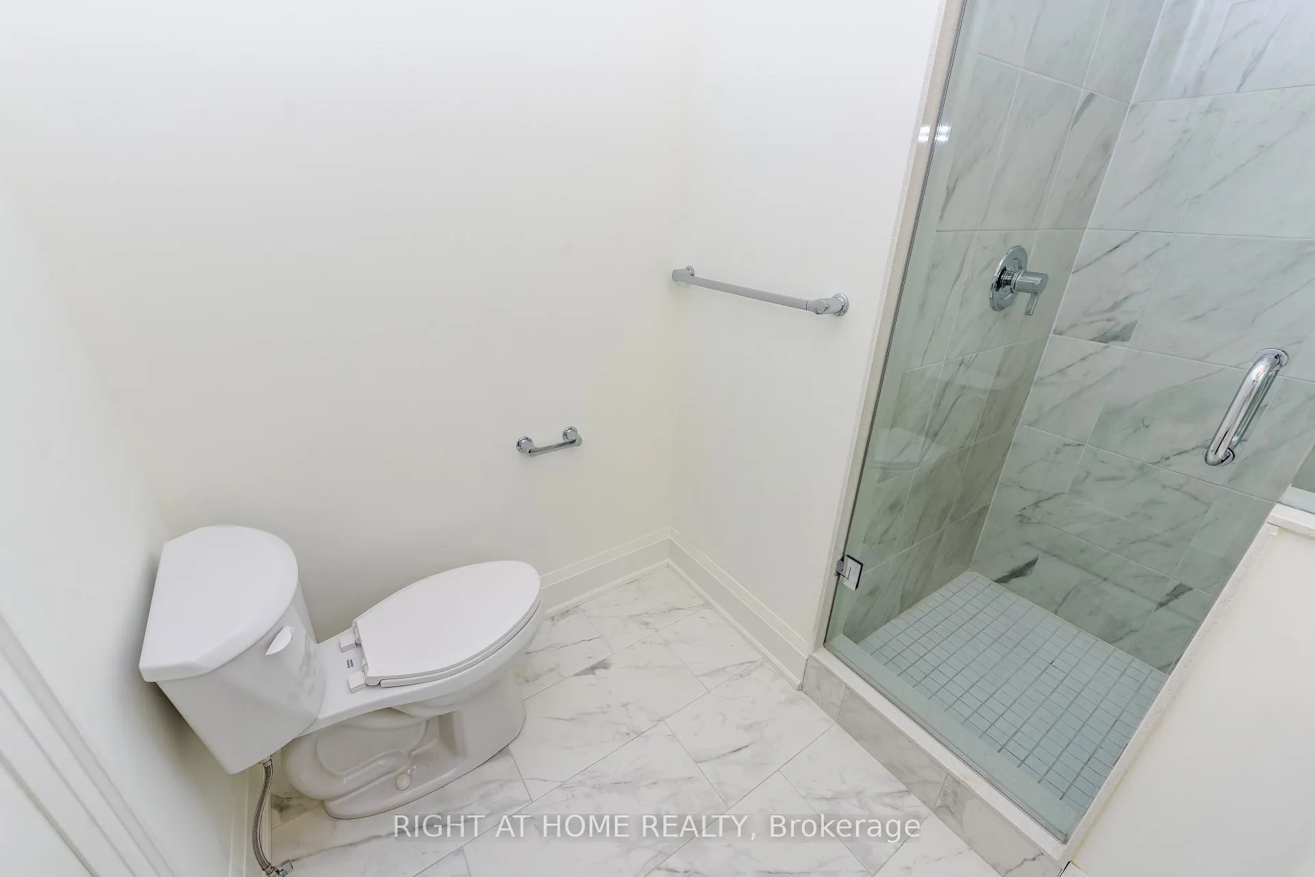 Photo 10 of 3306 umar Avenue, Oakville, Glenorchy — HOMEH