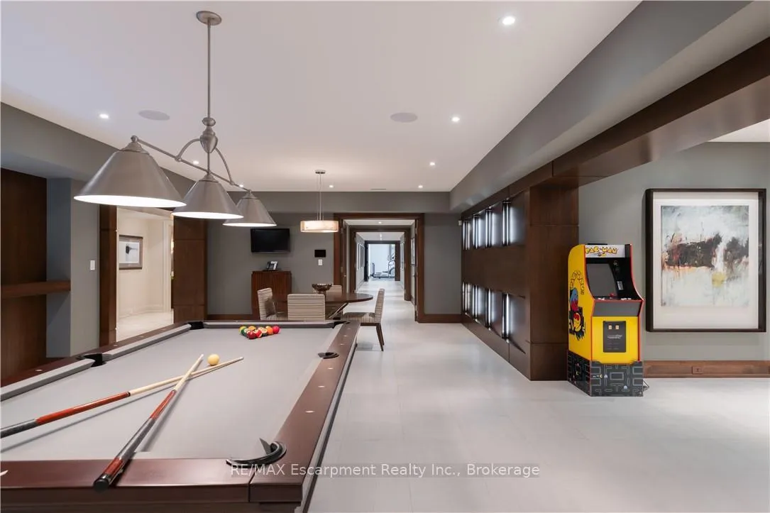 Photo 24 of 2054 Lakeshore Road E, Oakville, Ford — HOMEH