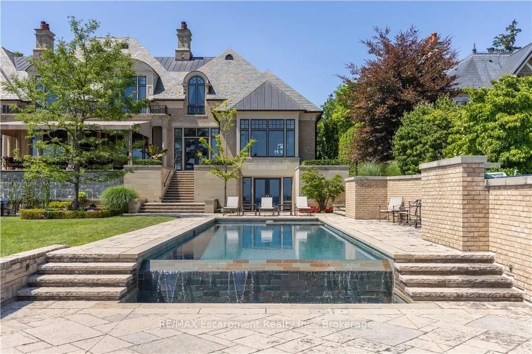 Photo 32 of 2054 Lakeshore Road E, Oakville, Ford — HOMEH