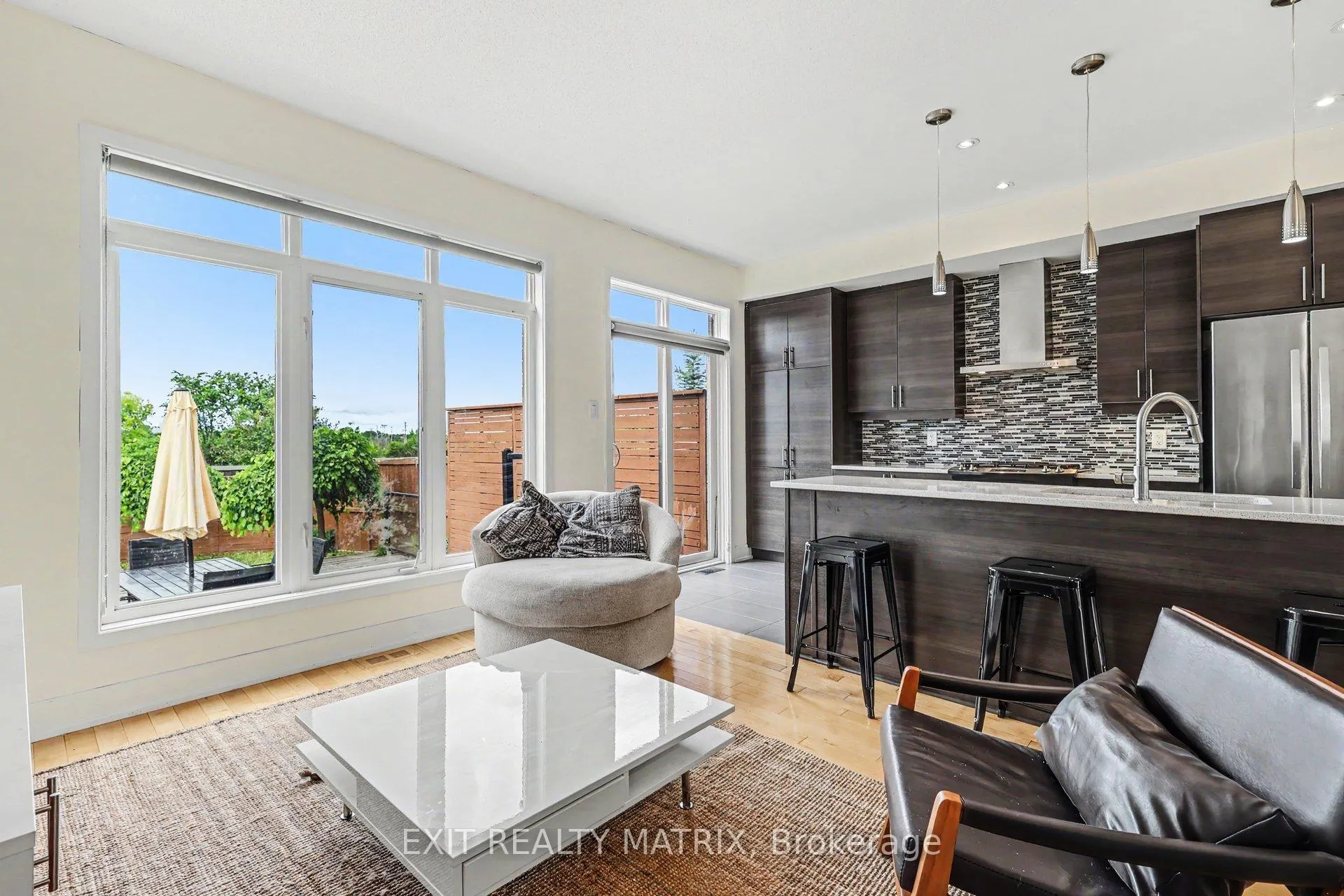 Photo 10 of 74 Nutting Crescent, Ottawa, Riverside South/Gloucester Glen — HOMEH